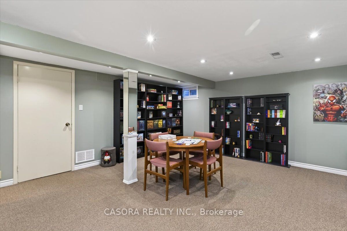 479 Woodview Road Property Photo 25