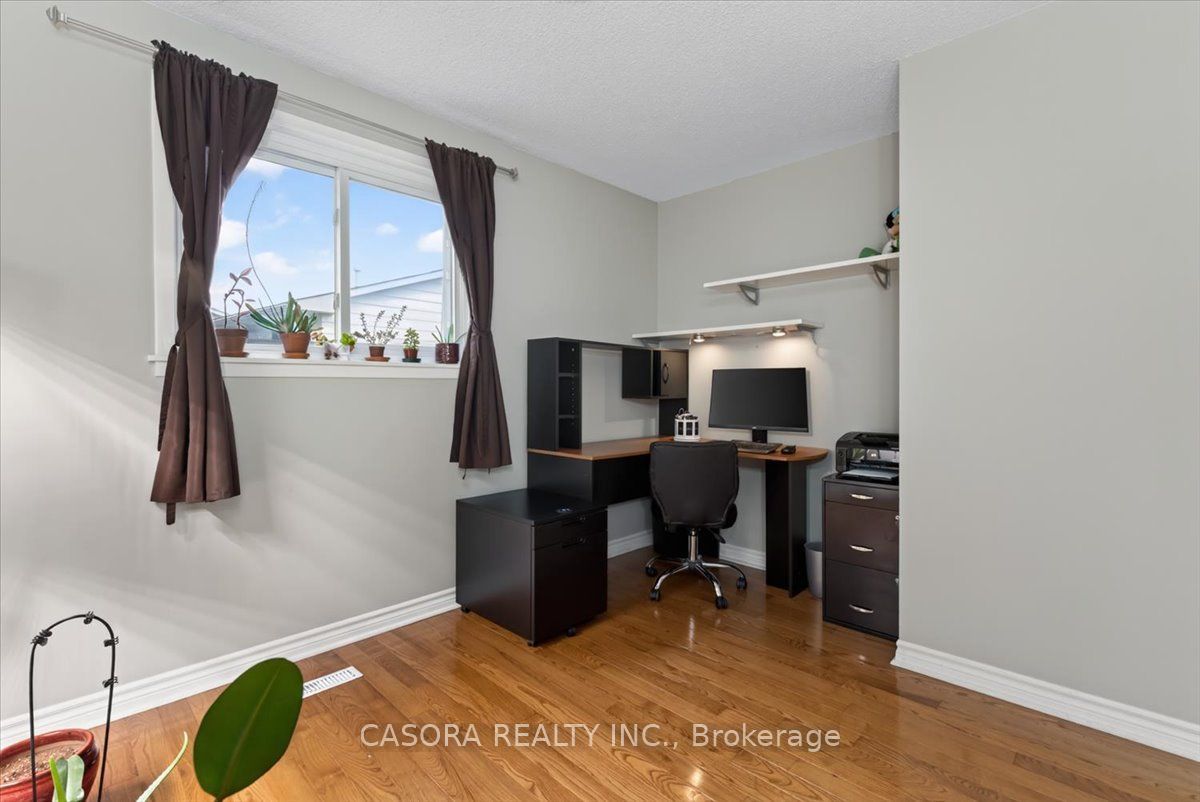 479 Woodview Road Property Photo 37