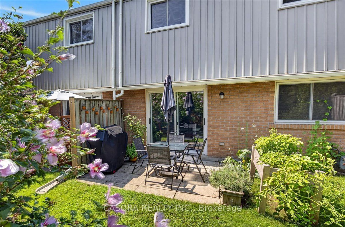 479 Woodview Road Property Photo 46