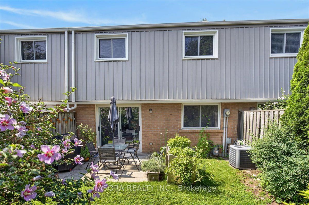 479 Woodview Road Property Photo 47