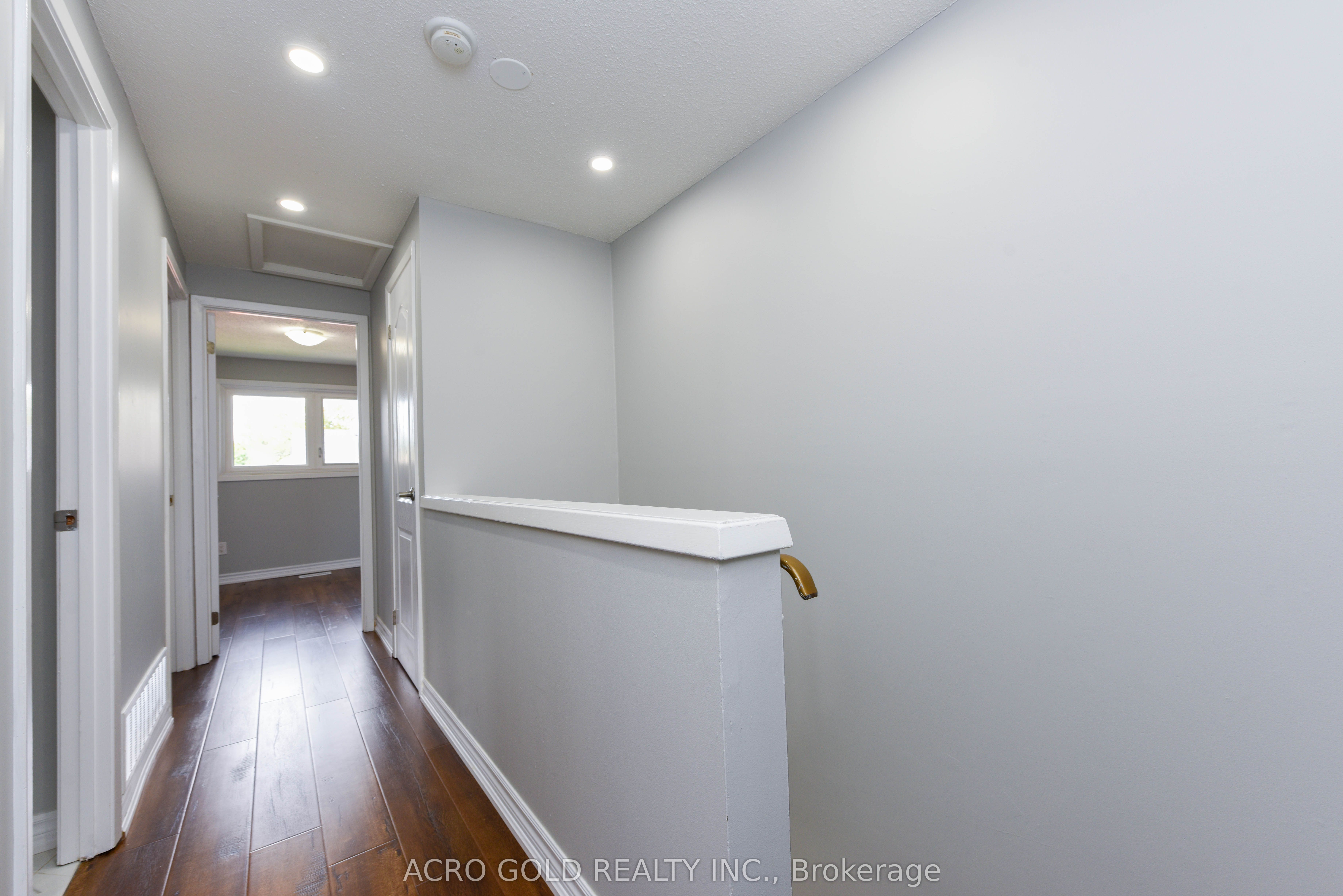 19 Hoskins Square Property Photo 21