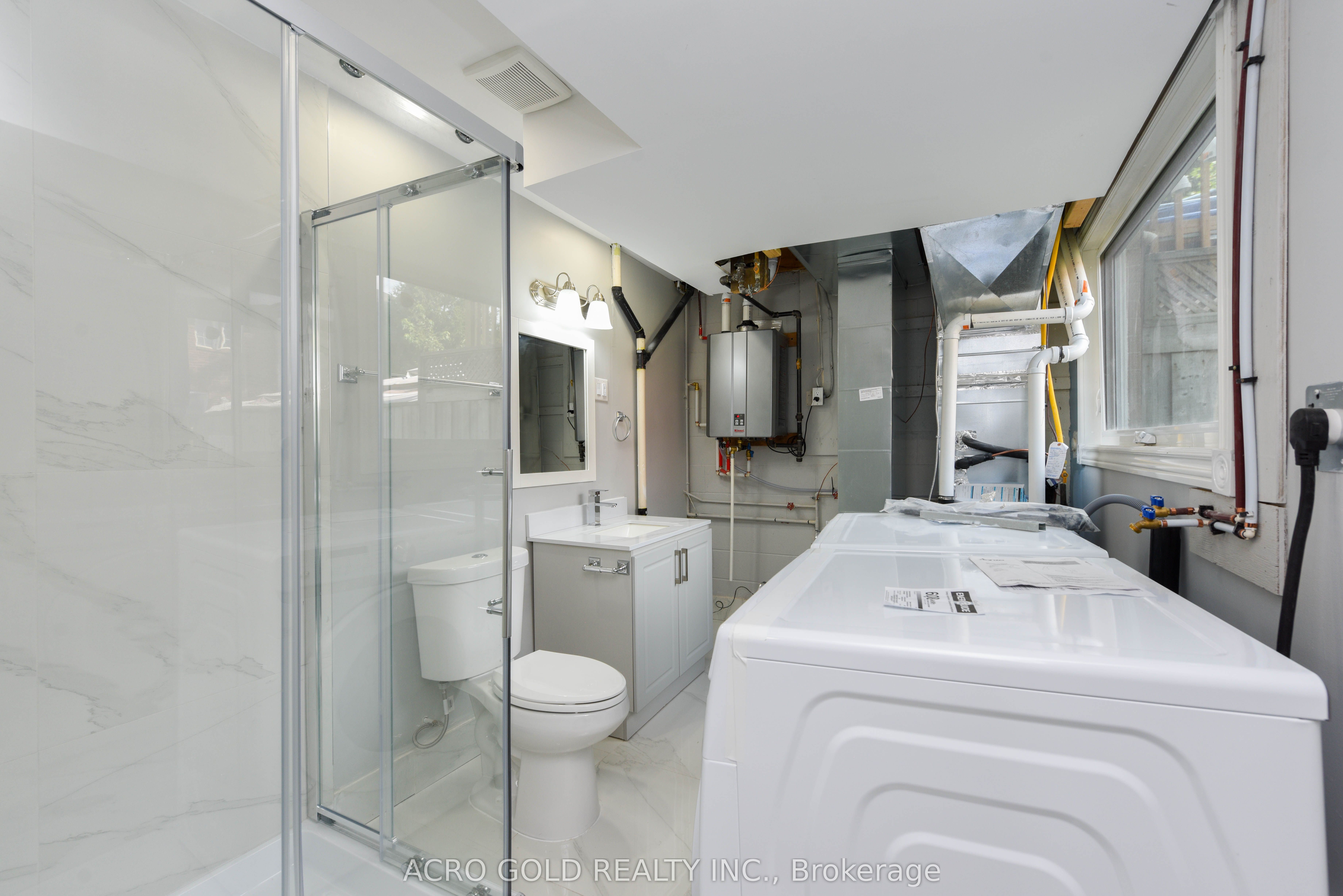 19 Hoskins Square Property Photo 37