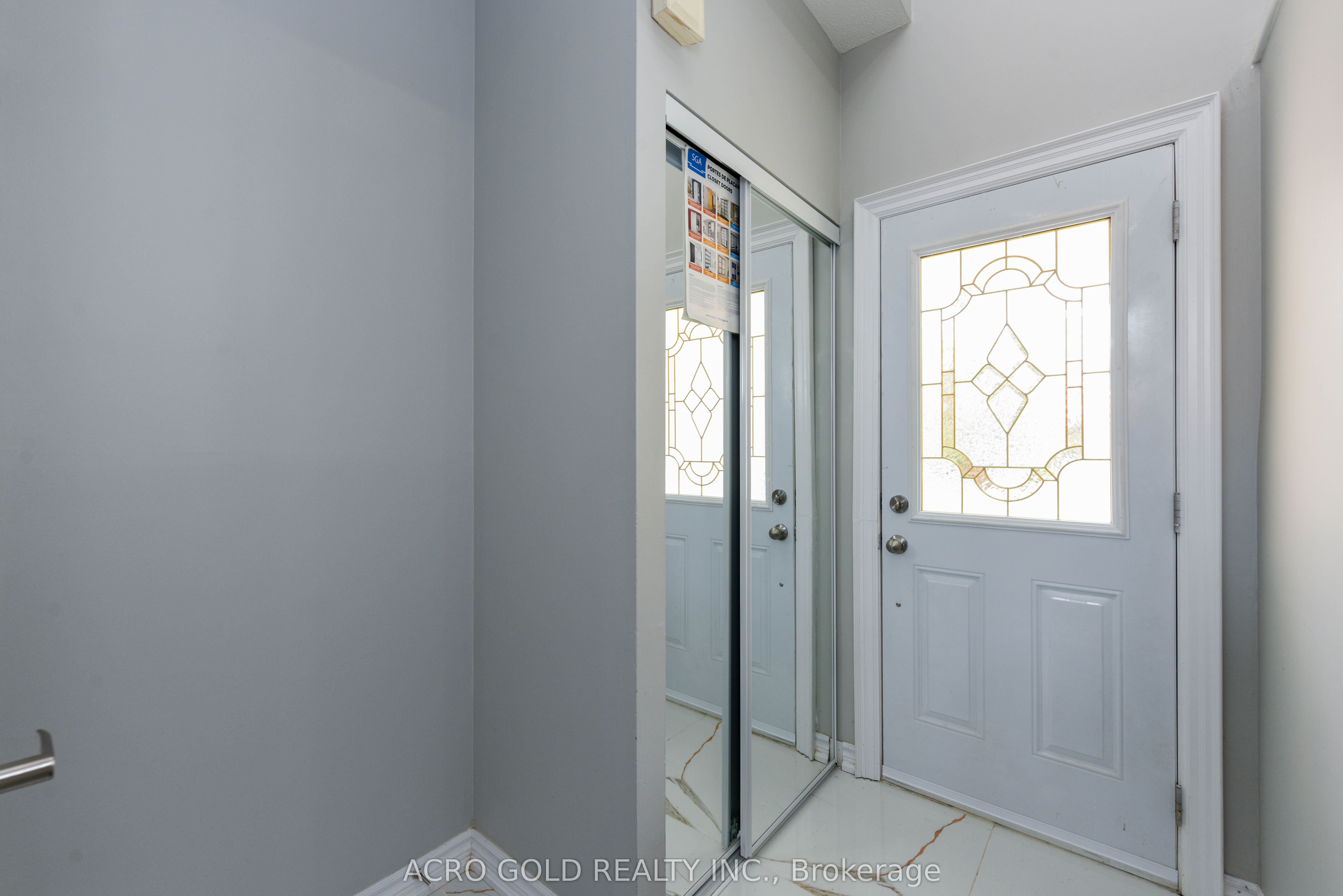 19 Hoskins Square Property Photo 48
