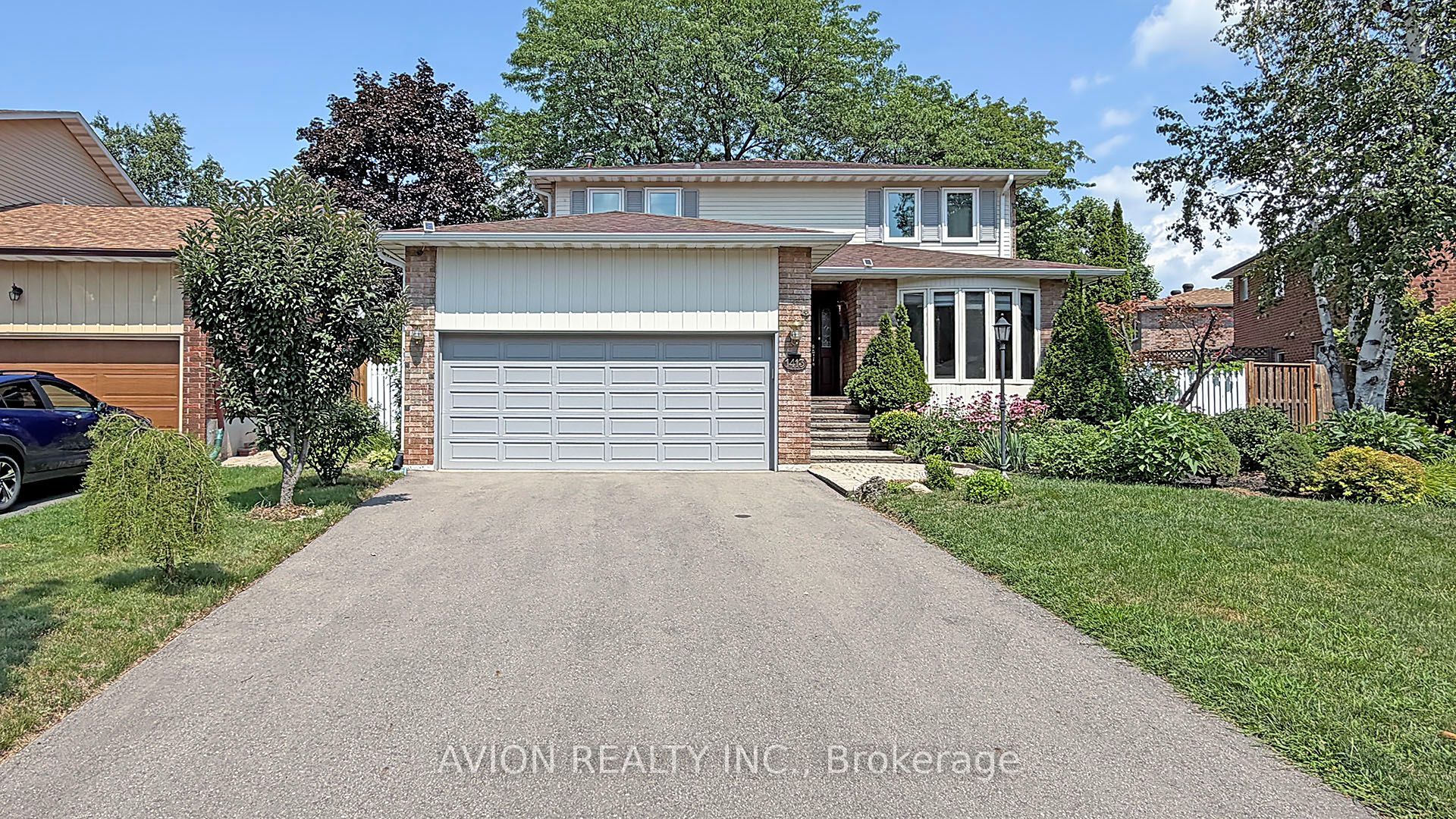 1413 Harmsworth Square Property Photo 1