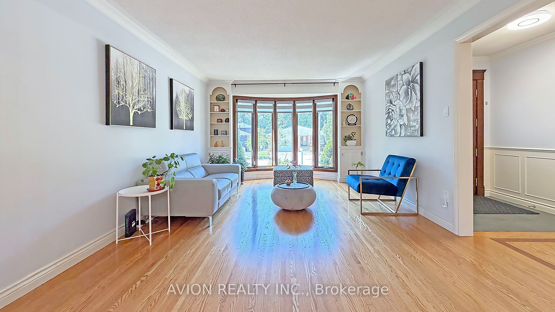 1413 Harmsworth Square Property Photo 4