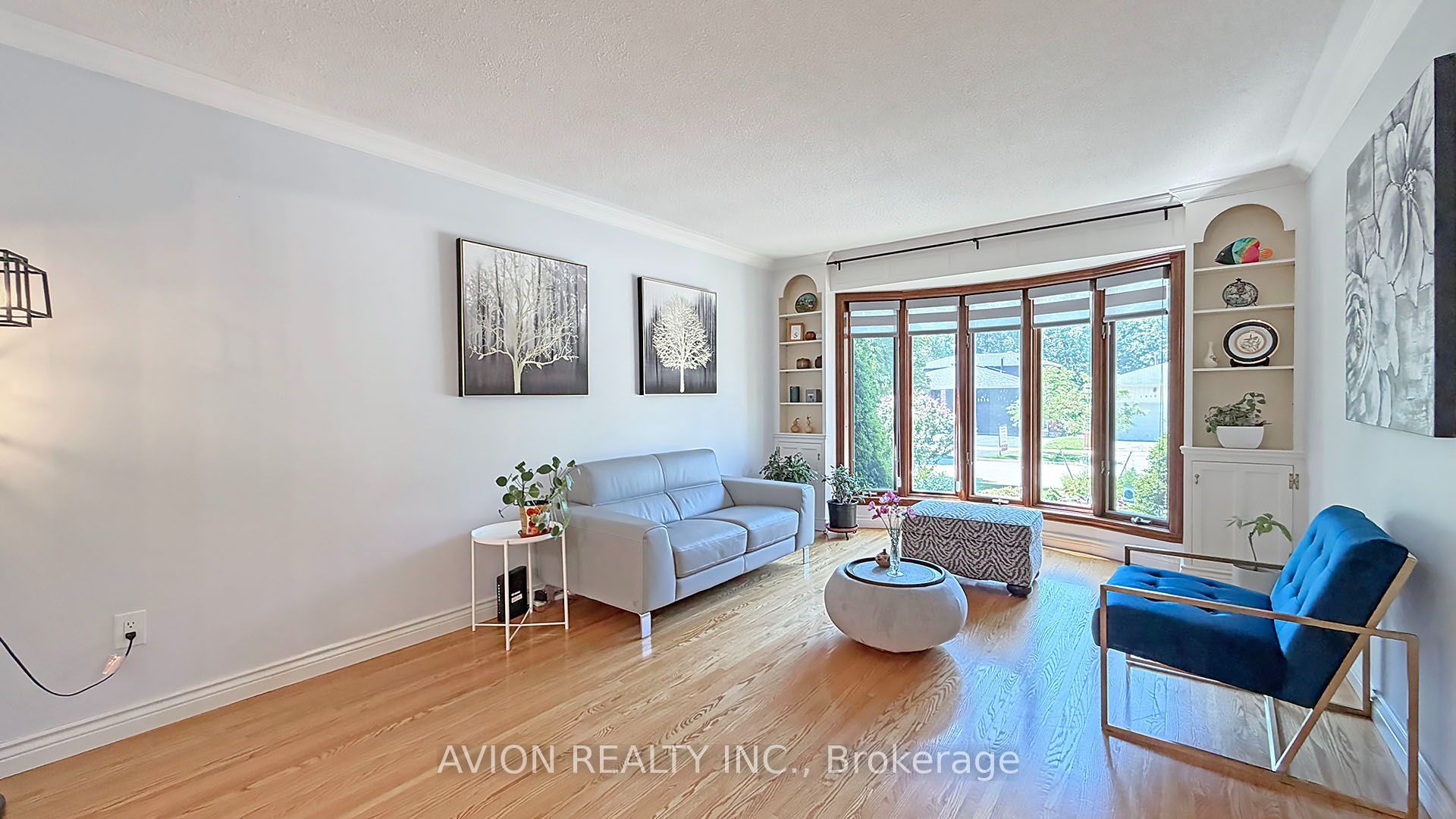 1413 Harmsworth Square Property Photo 9