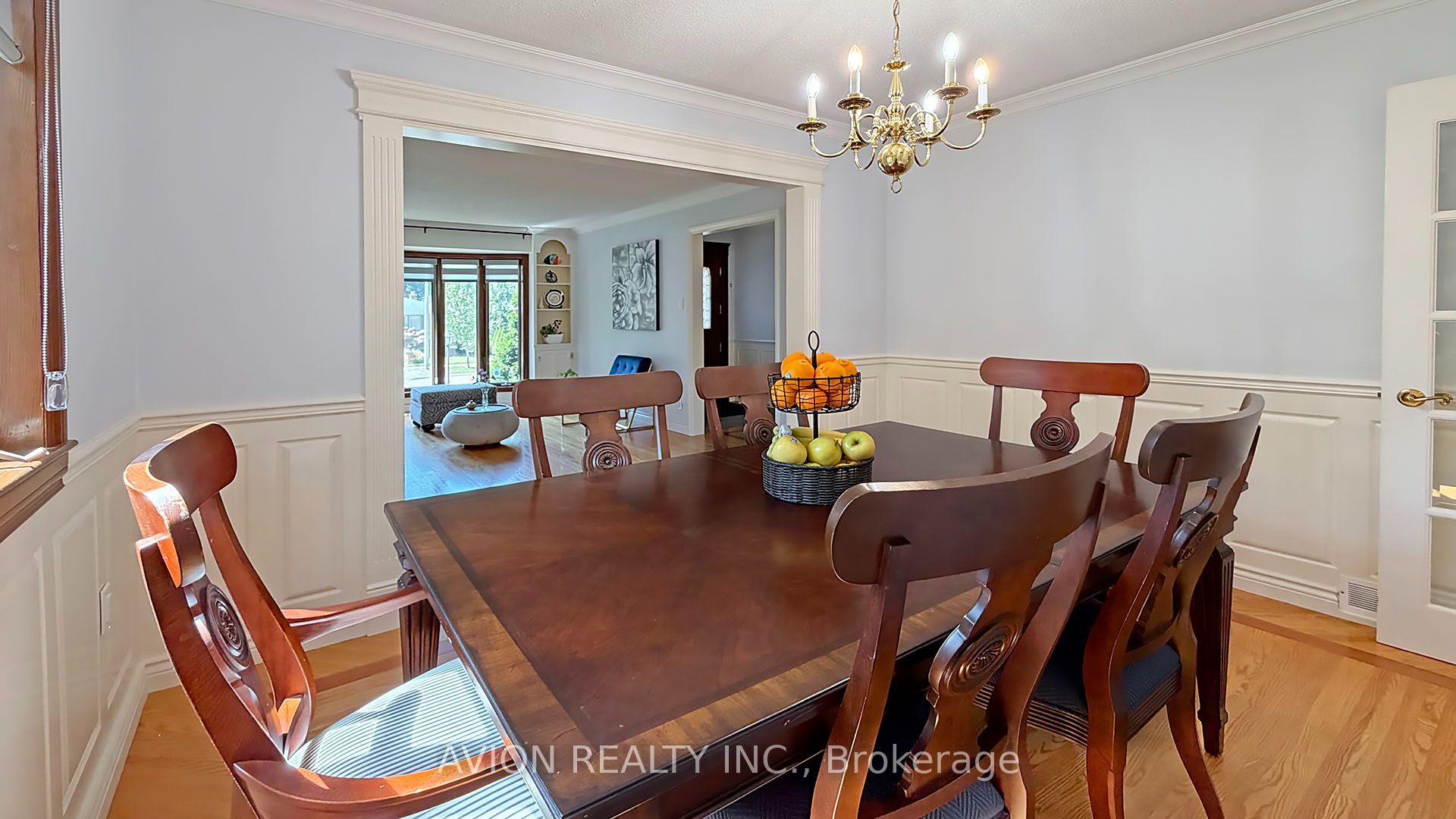 1413 Harmsworth Square Property Photo 17