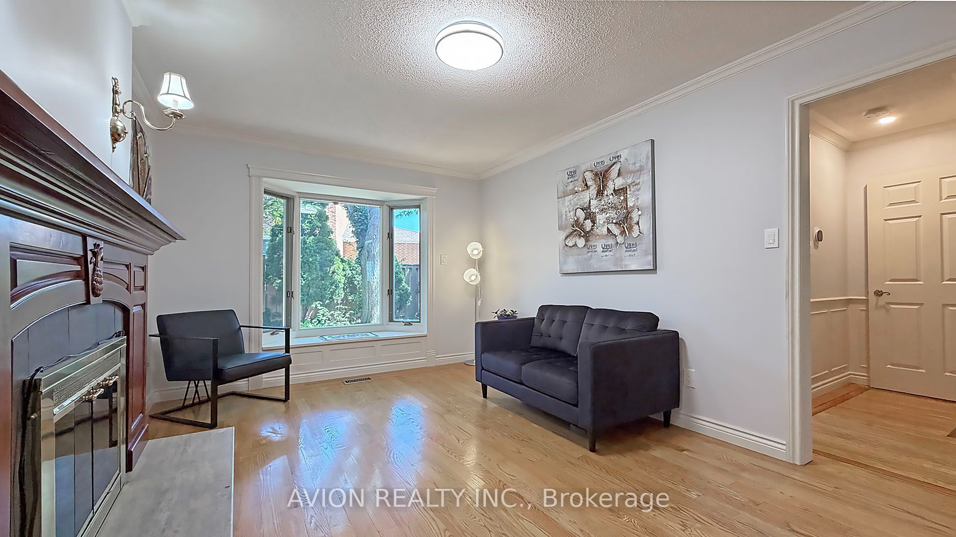 1413 Harmsworth Square Property Photo 20