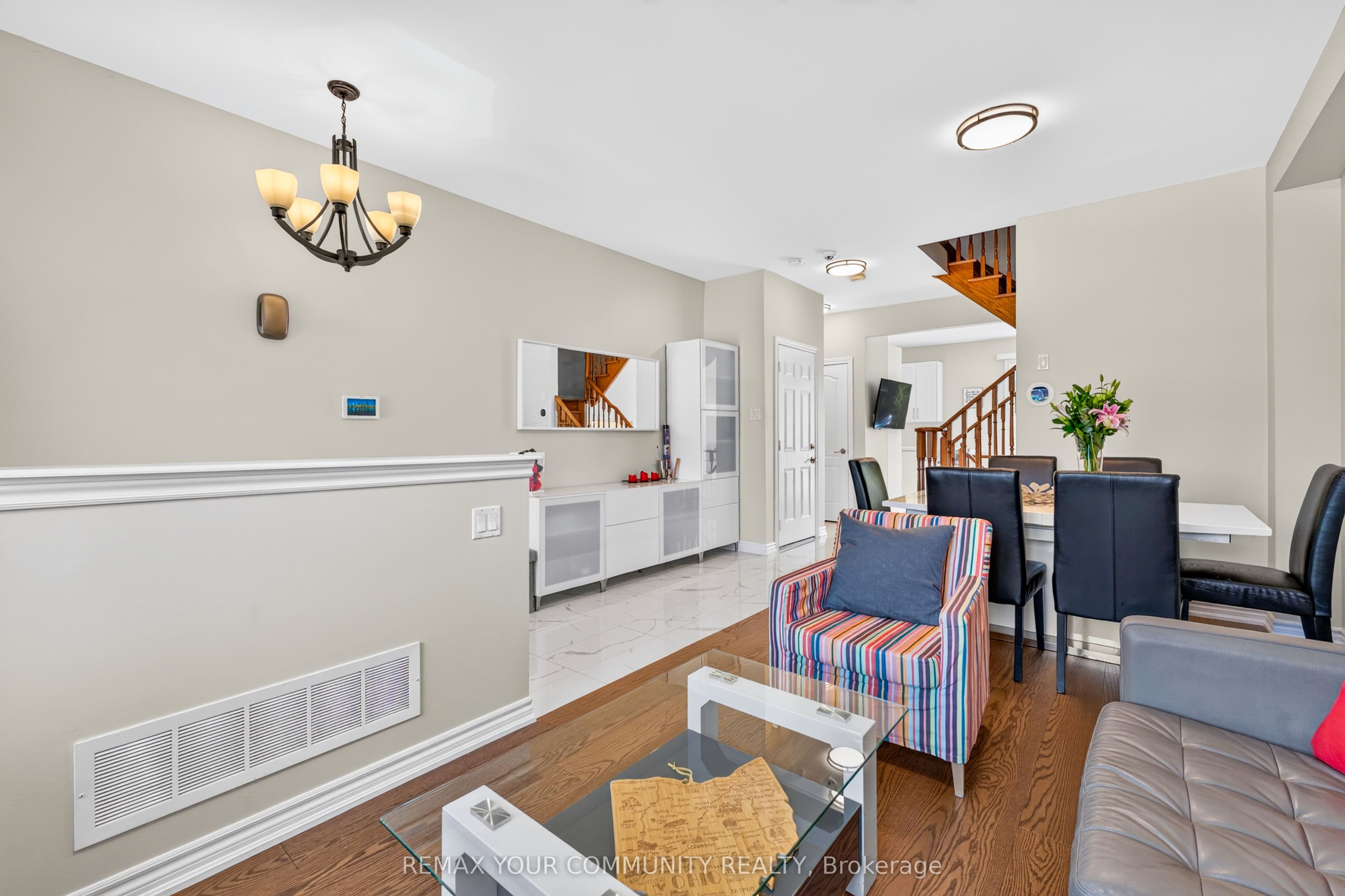 5578 Waterwind Crescent Property Photo 16