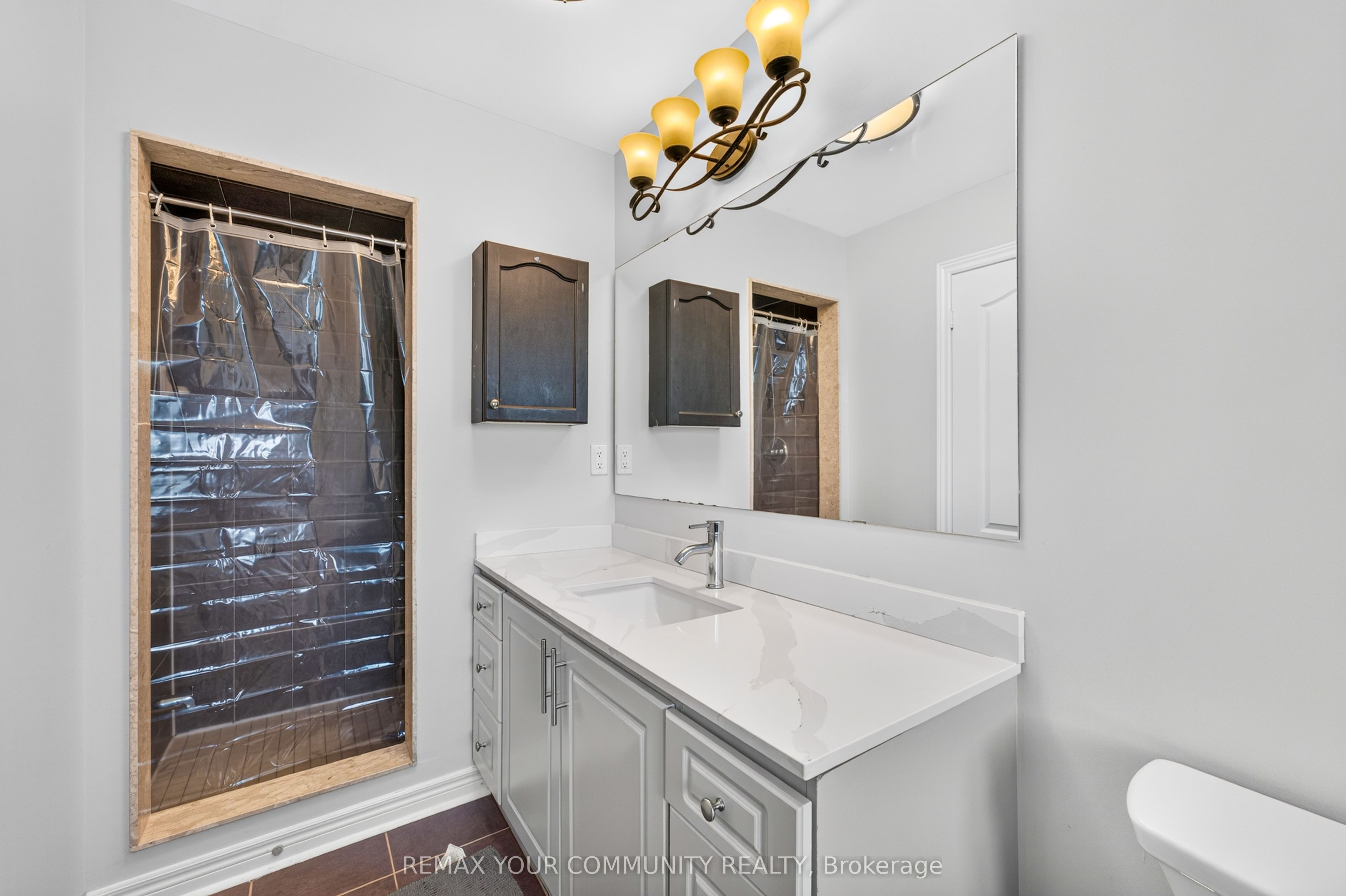 5578 Waterwind Crescent Property Photo 40