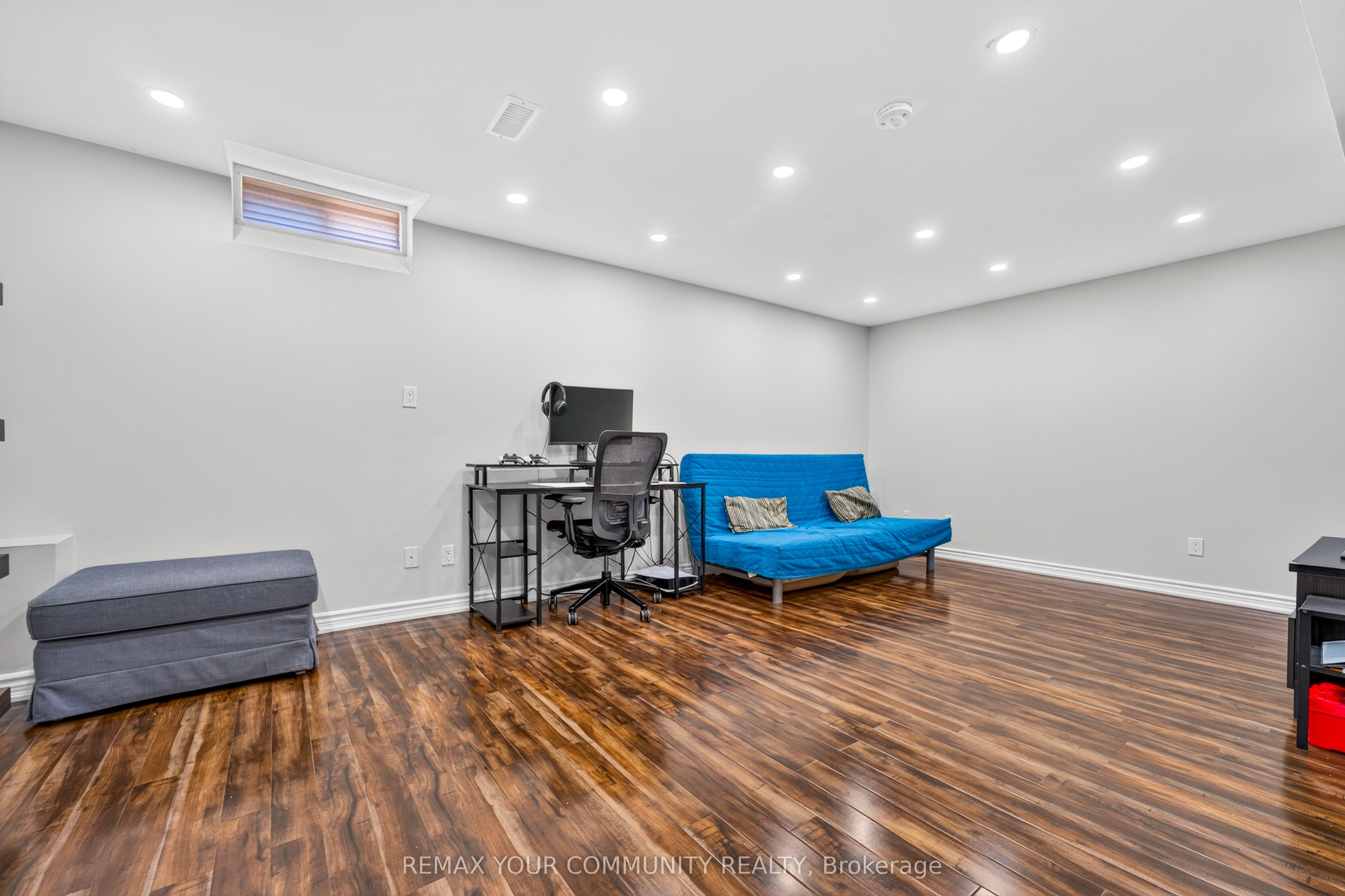 5578 Waterwind Crescent Property Photo 45