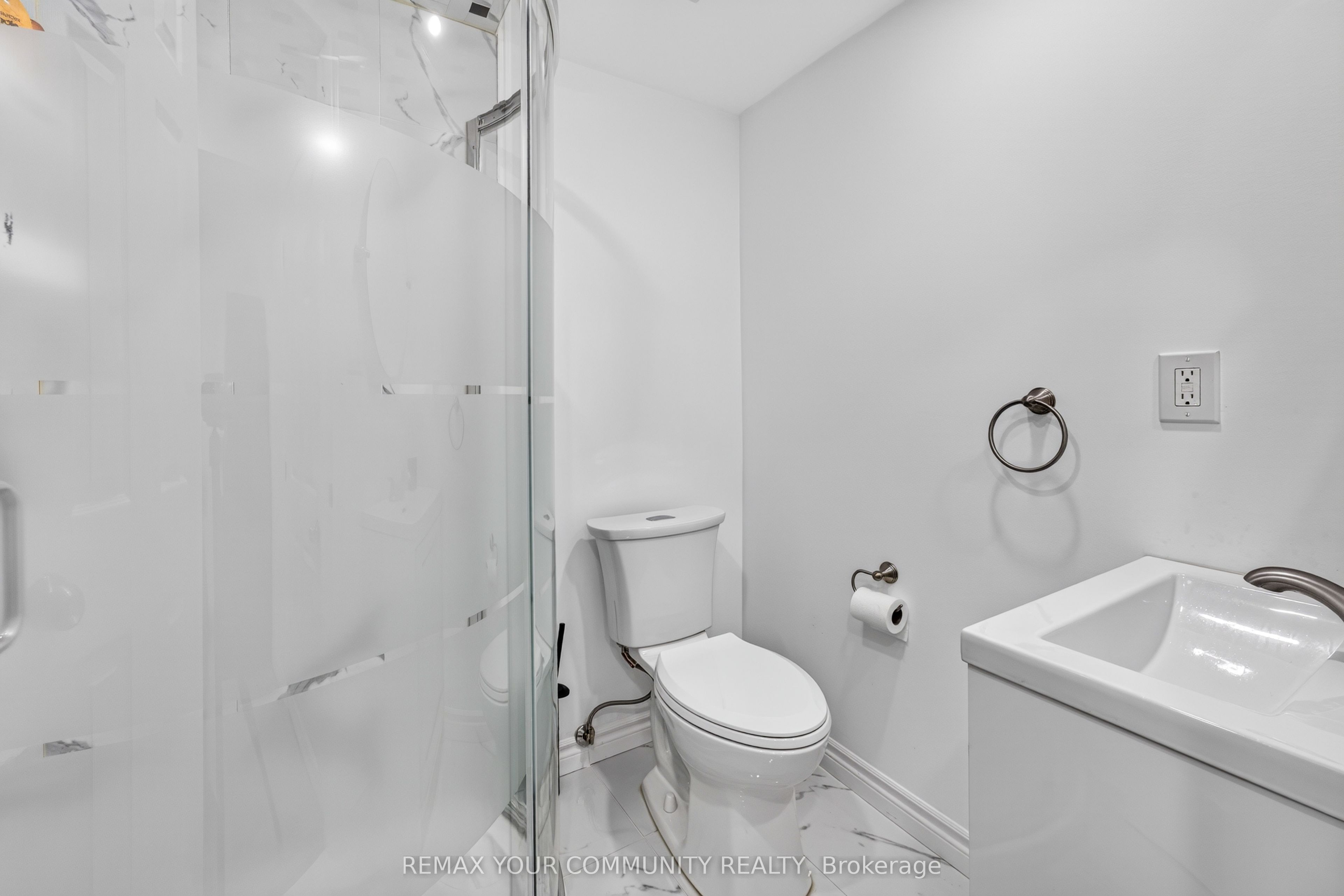 5578 Waterwind Crescent Property Photo 49