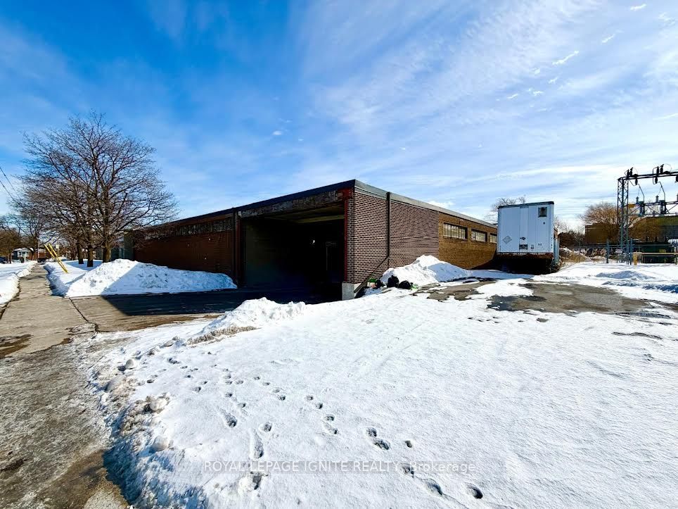 5 Racine Road 1b Property Photo 3
