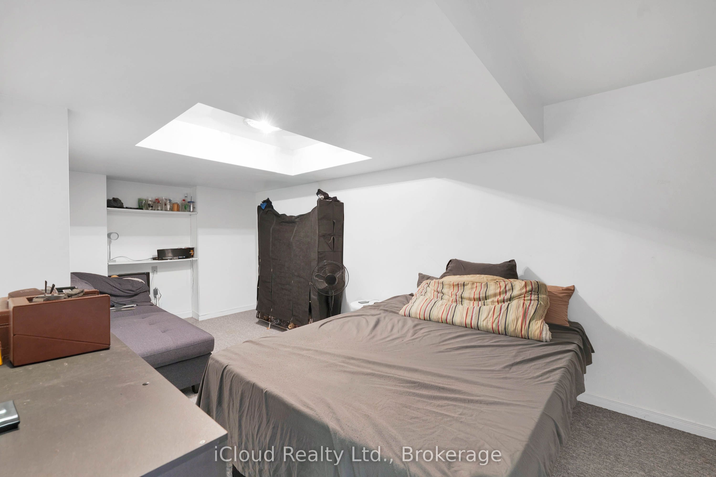 83 Fairglen Avenue Property Photo 35