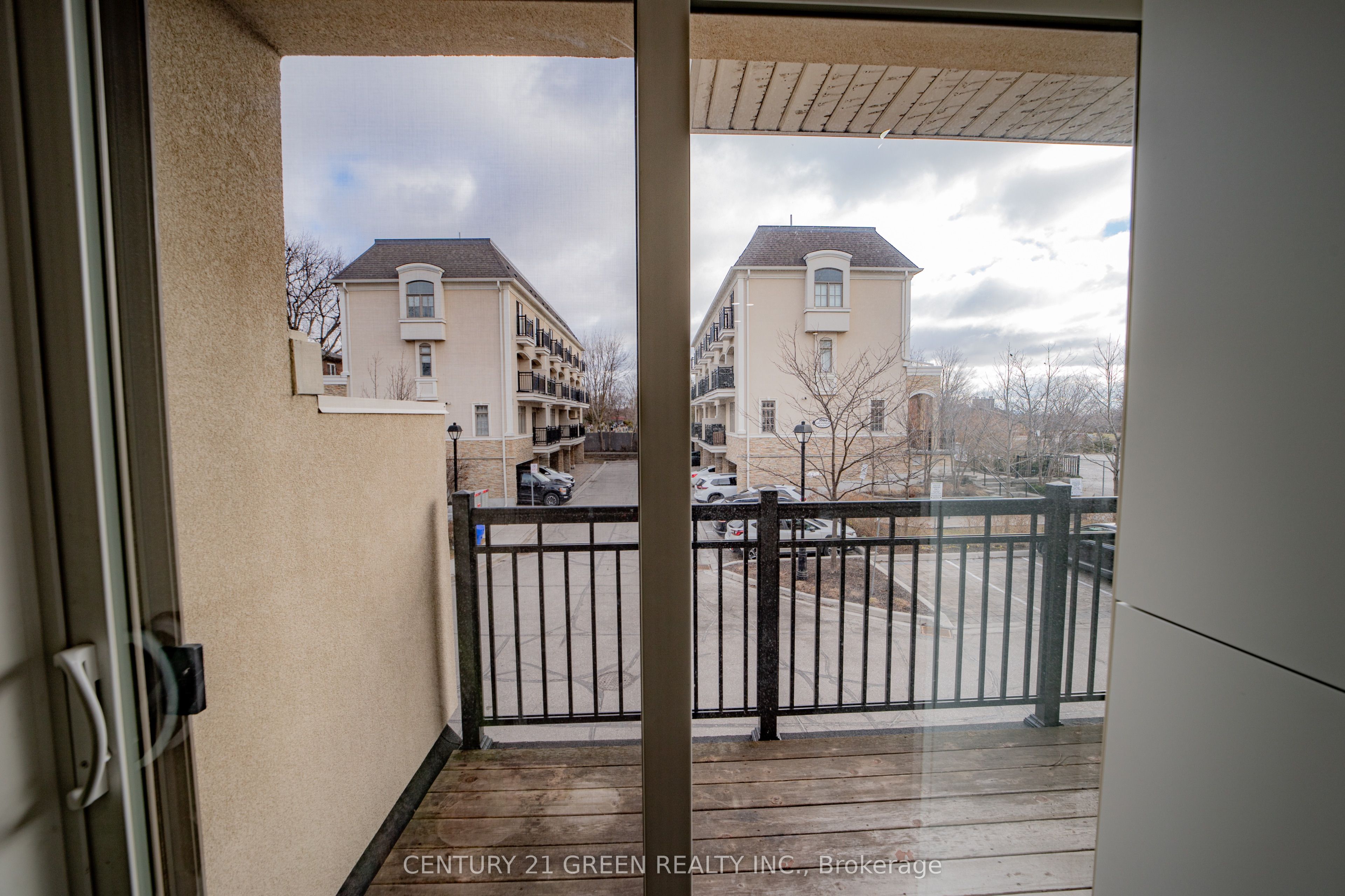 3071 Cawthra Road 5 Property Photo 14