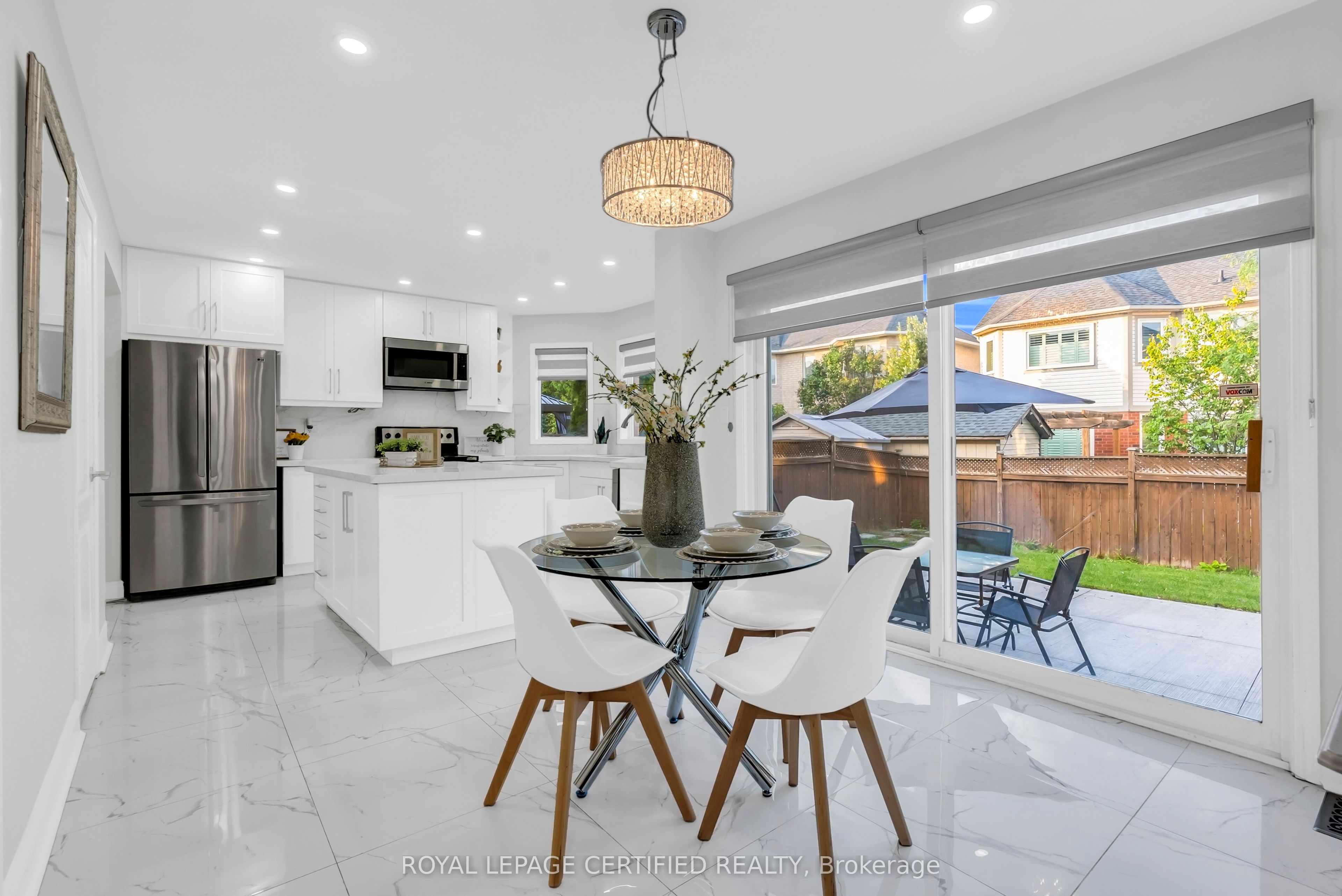 729 Turrell Crescent Property Photo 12