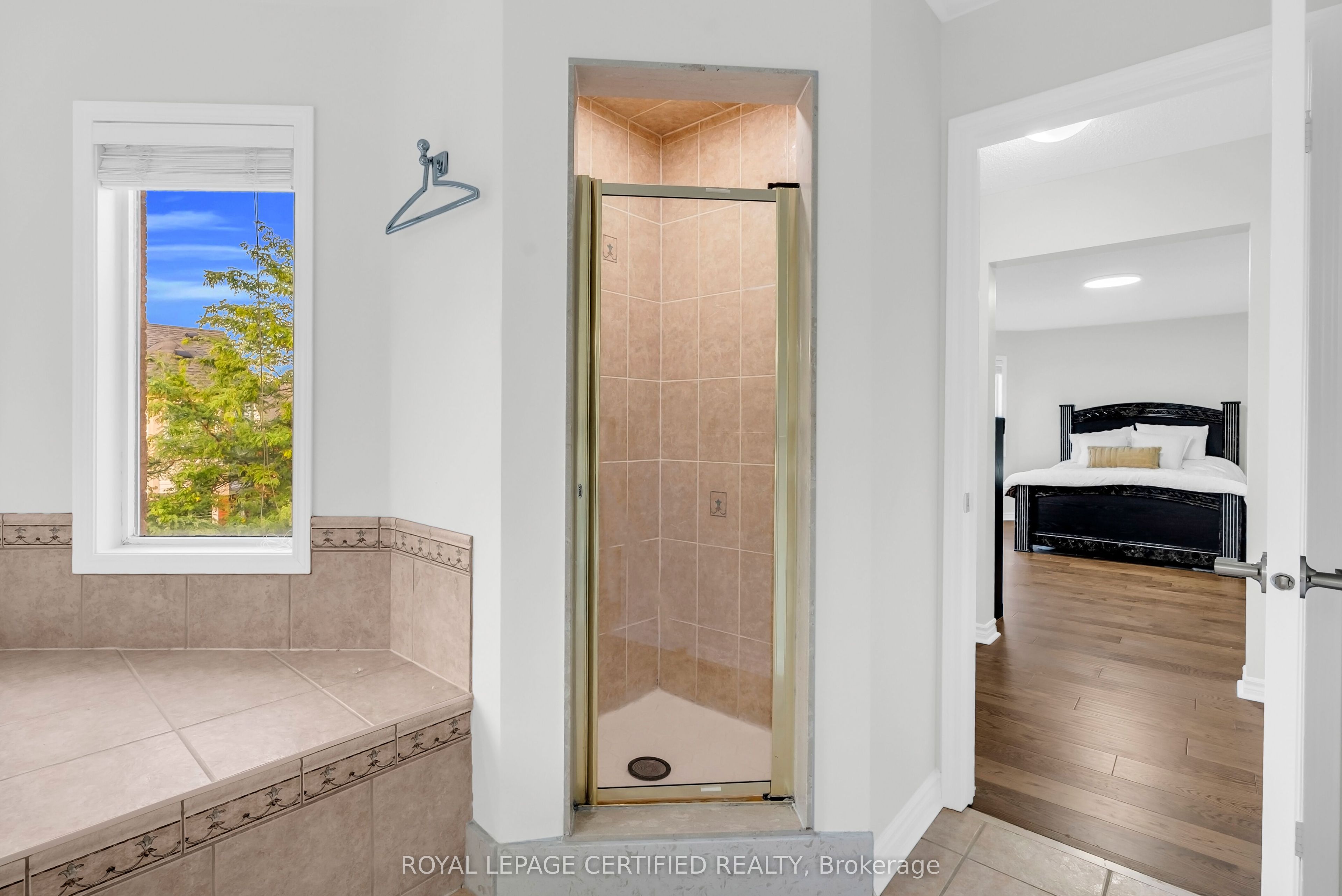 729 Turrell Crescent Property Photo 26