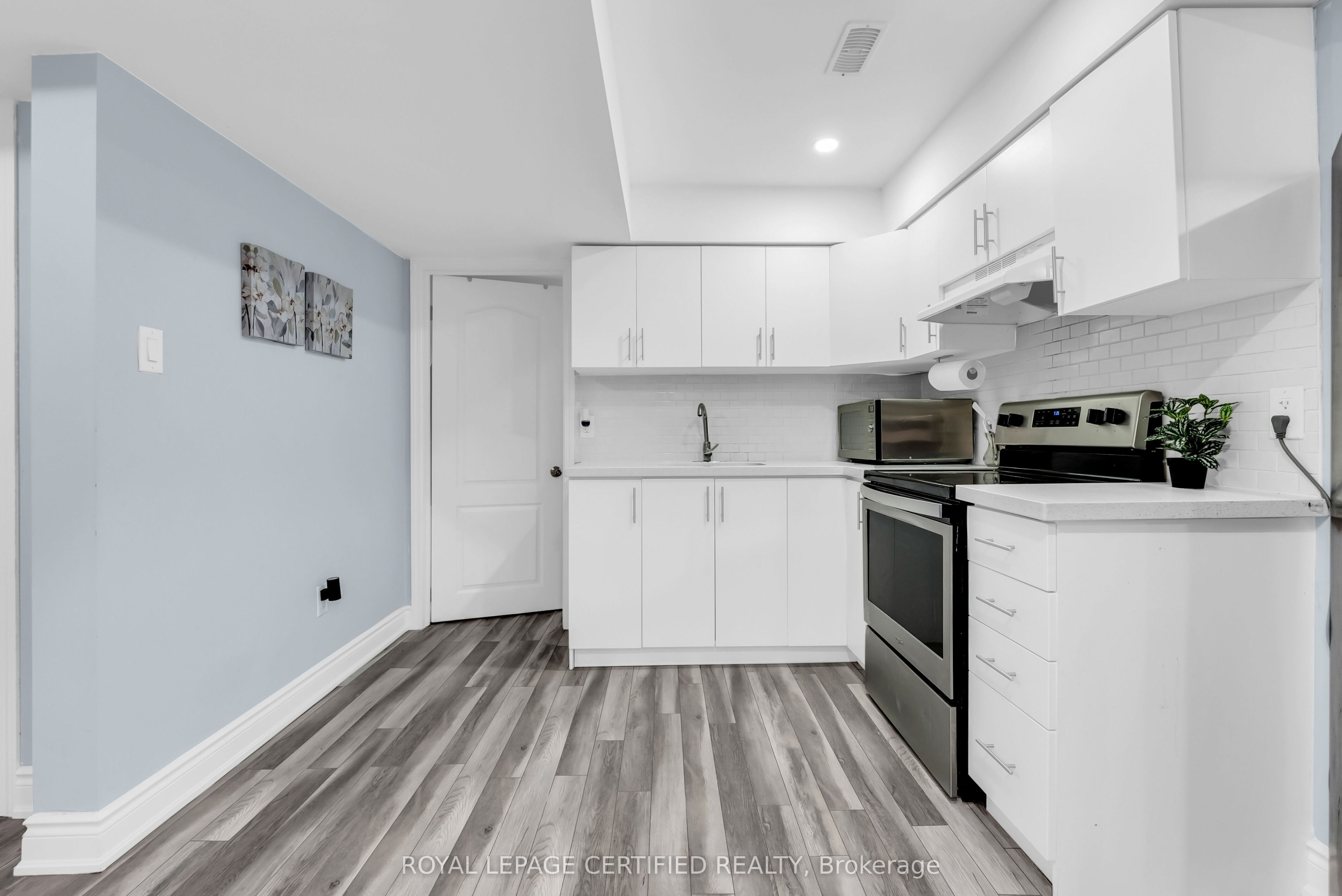 729 Turrell Crescent Property Photo 40