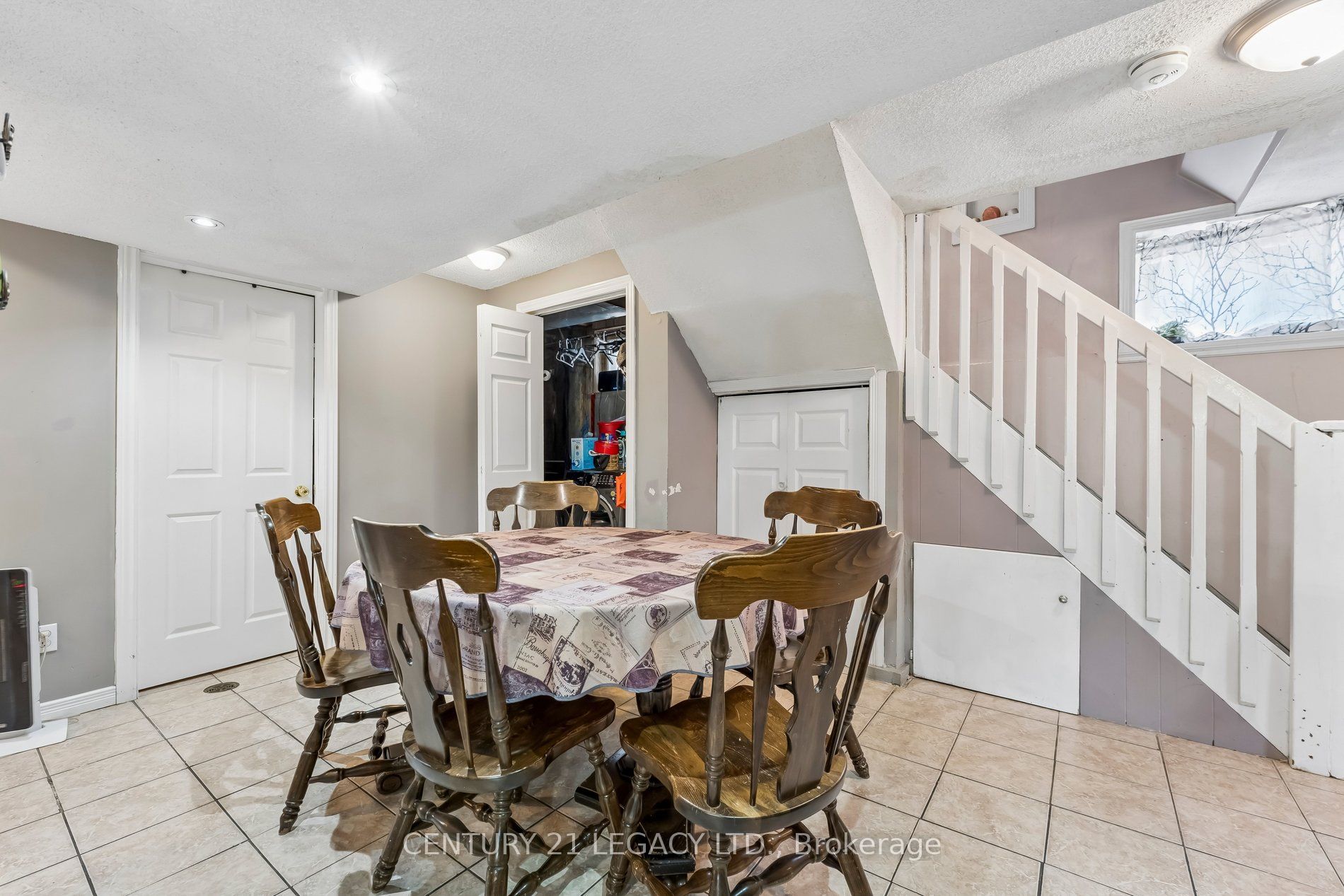 34 Cumberland Drive Property Photo 24