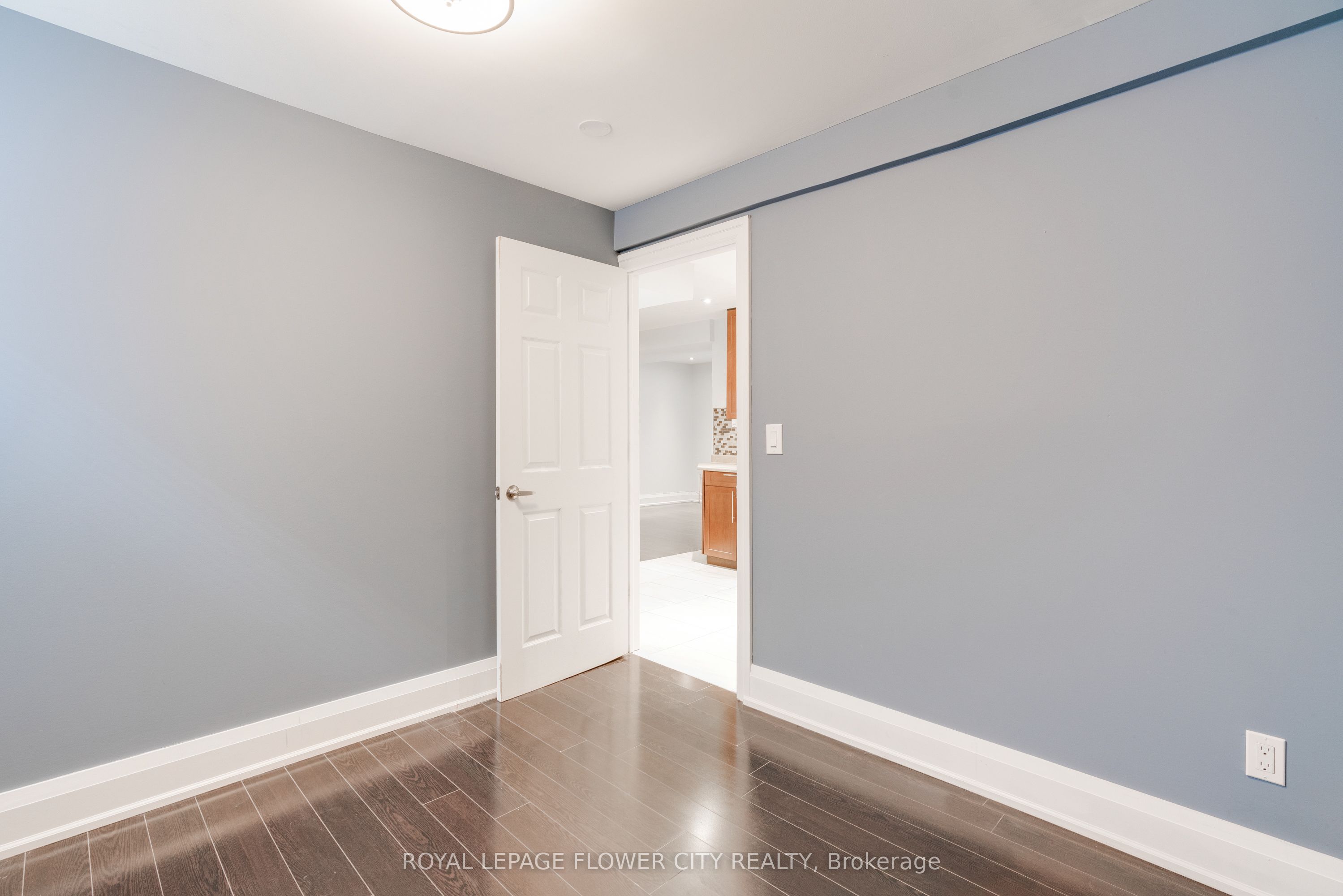 5674 Whitehorn Avenue E Property Photo 1