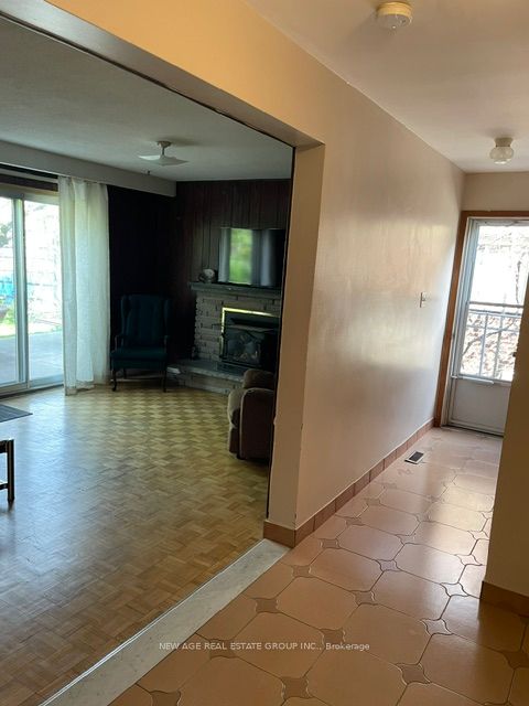 112 Anthia Drive W Property Photo 10