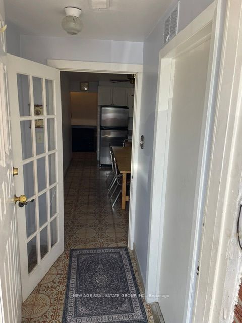 112 Anthia Drive W Property Photo 14