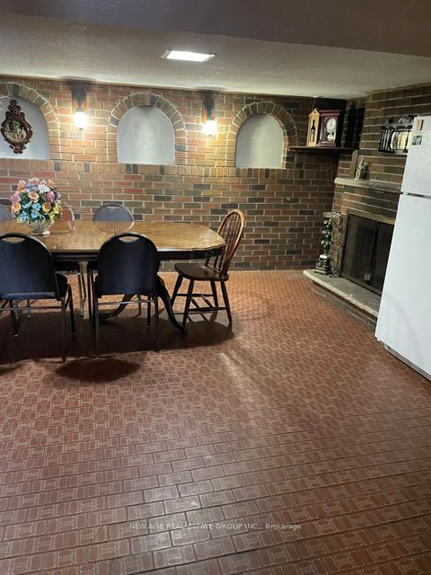 112 Anthia Drive W Property Photo 17