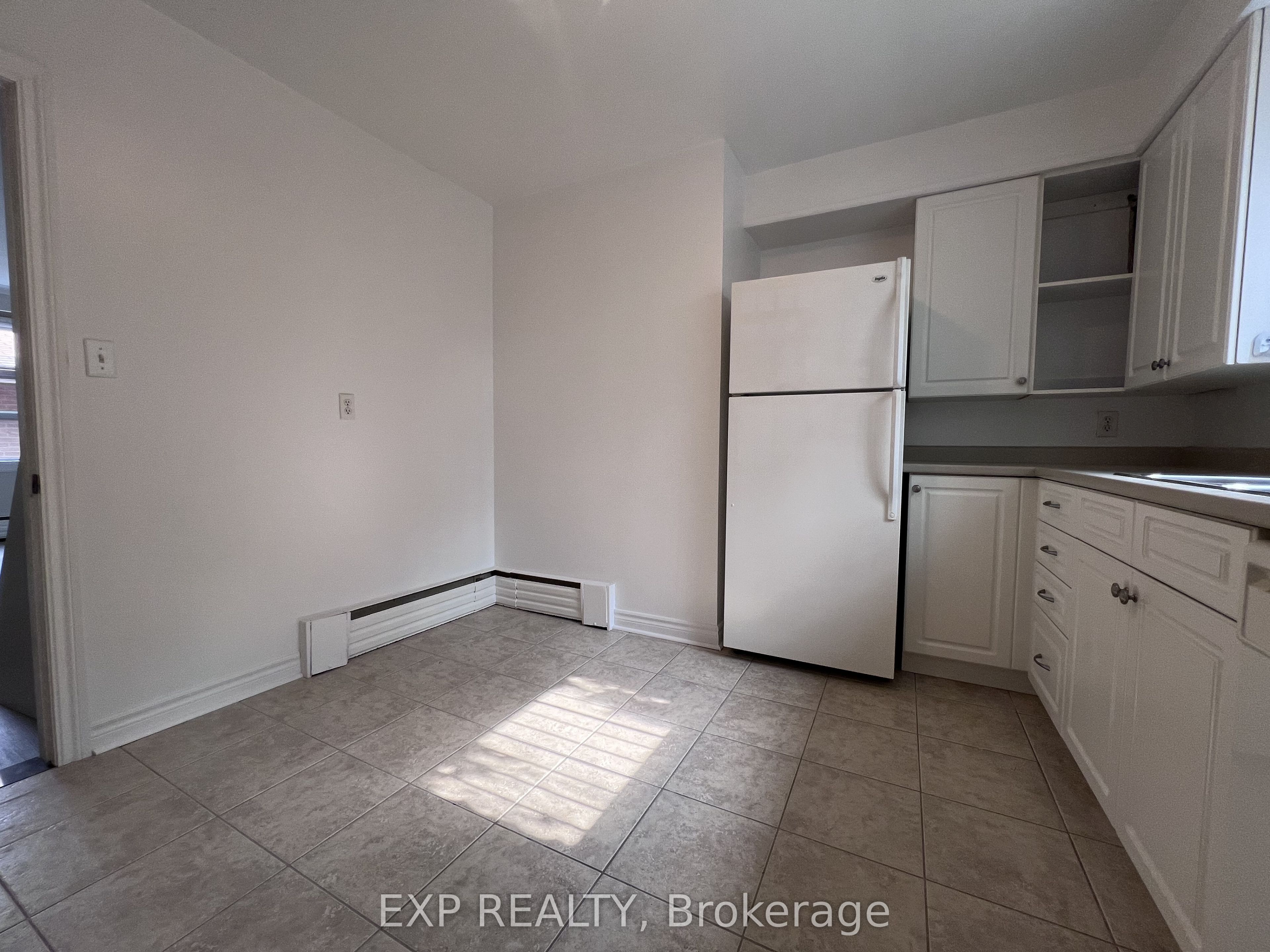 32 Heman Street 3 Property Photo 10