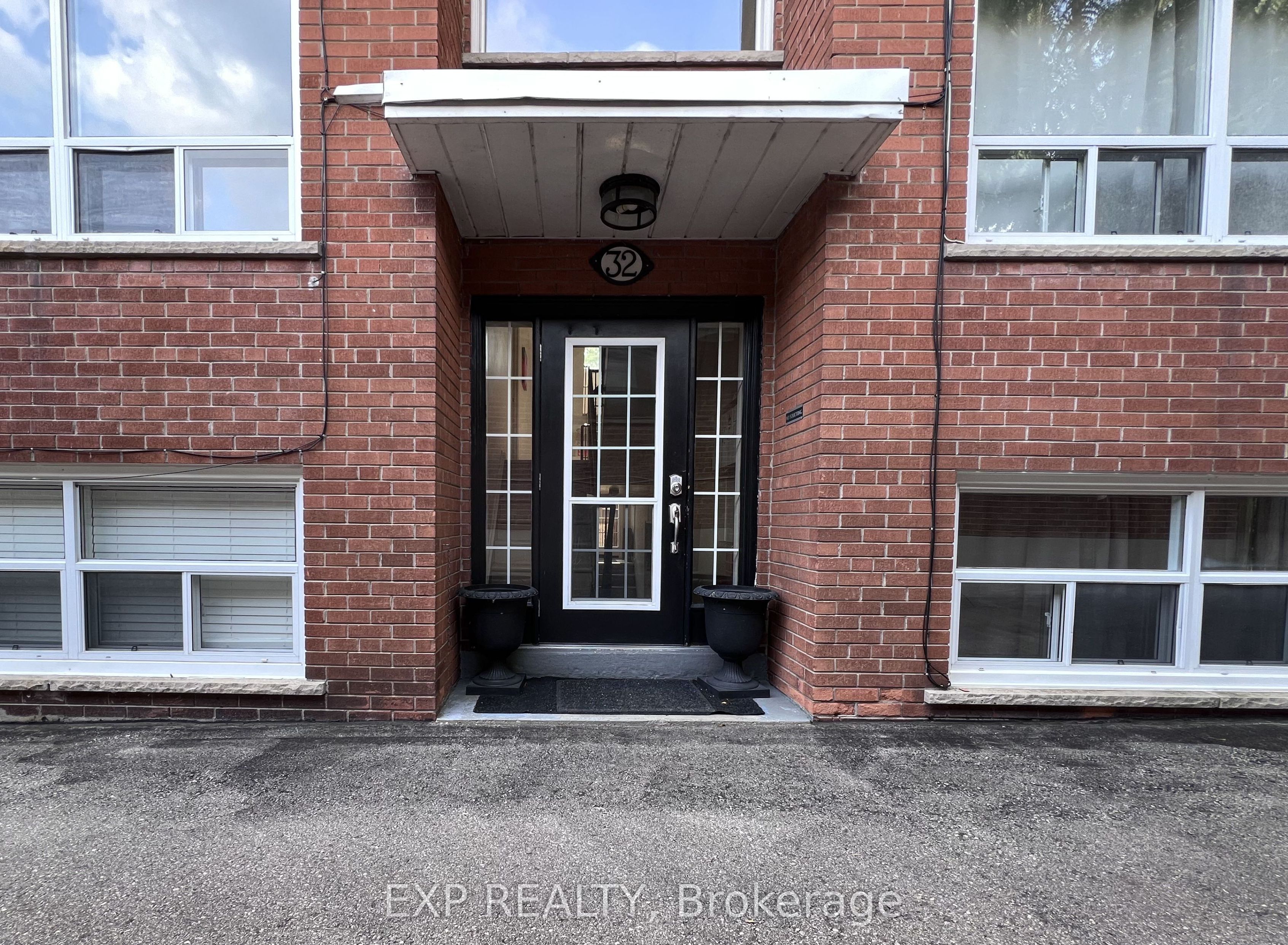 32 Heman Street 3 Property Photo 18