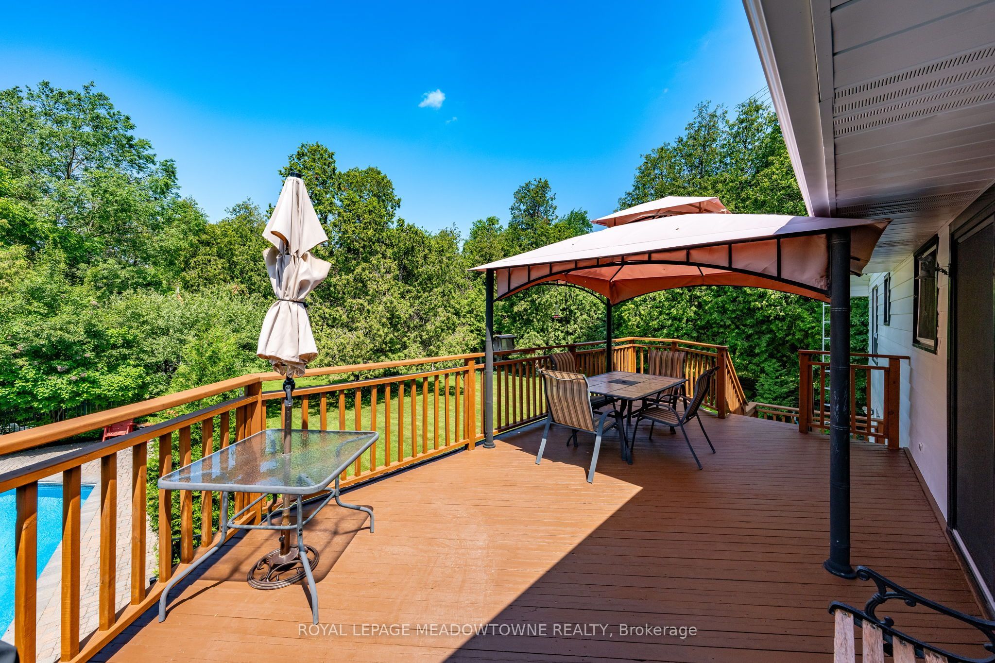 6733 25 Side Road Property Photo 17