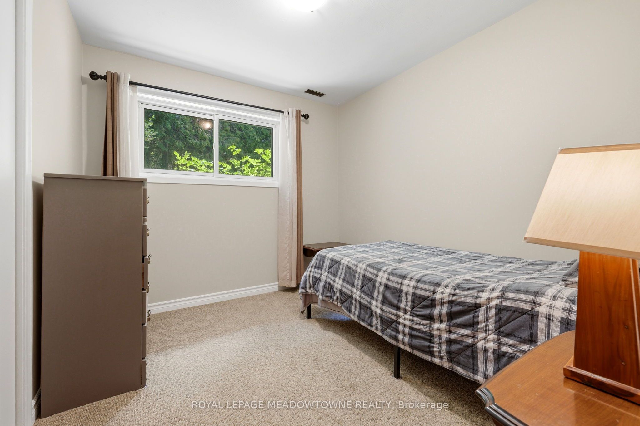 6733 25 Side Road Property Photo 26