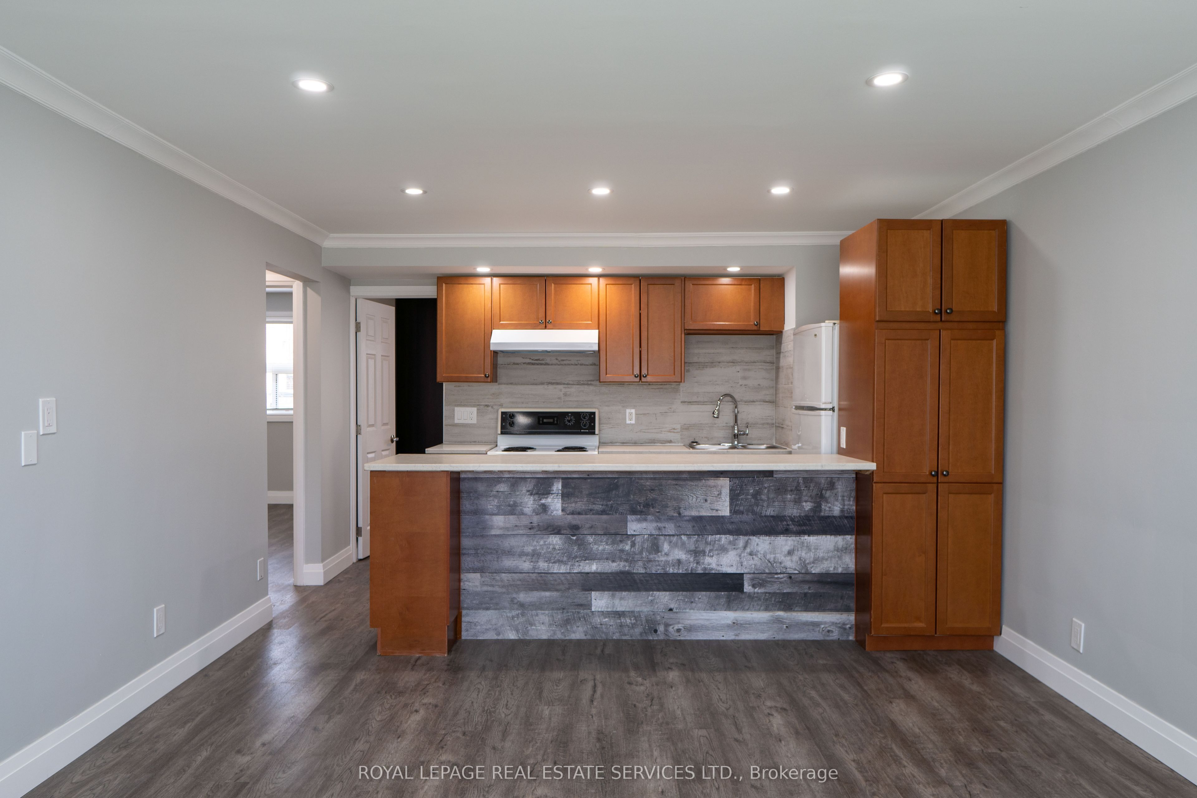 48a Arcadian Circle #2 Property Photo 2