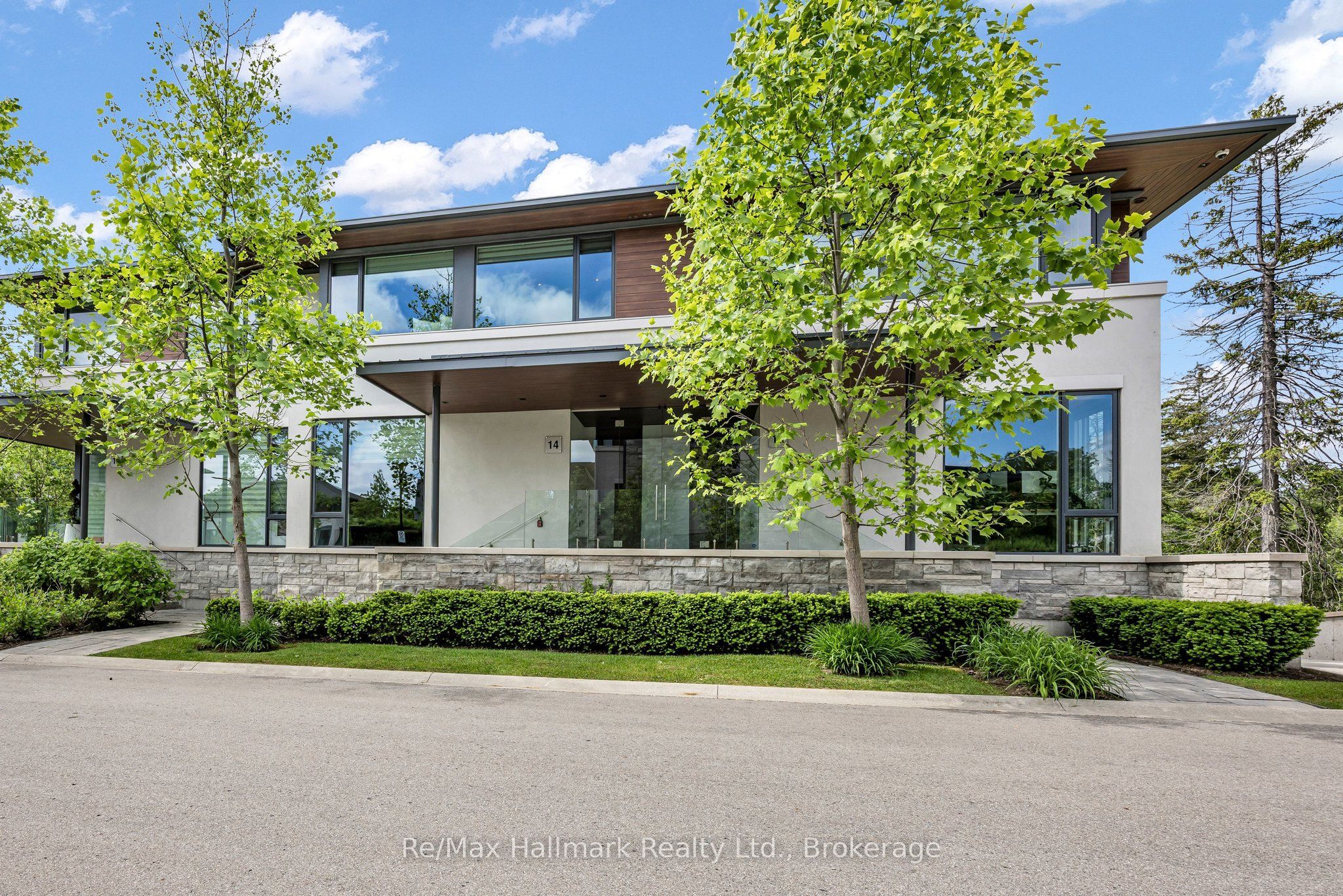 10 Maple Grove Drive 14 Property Photo 2