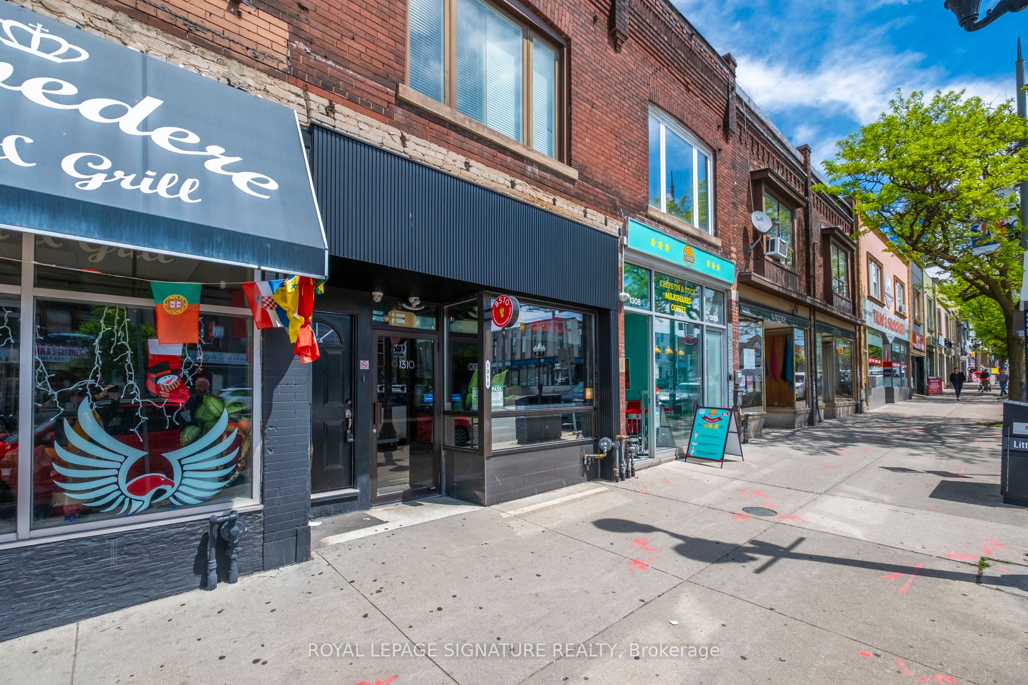 1310 St Clair Avenue W Property Photo 22
