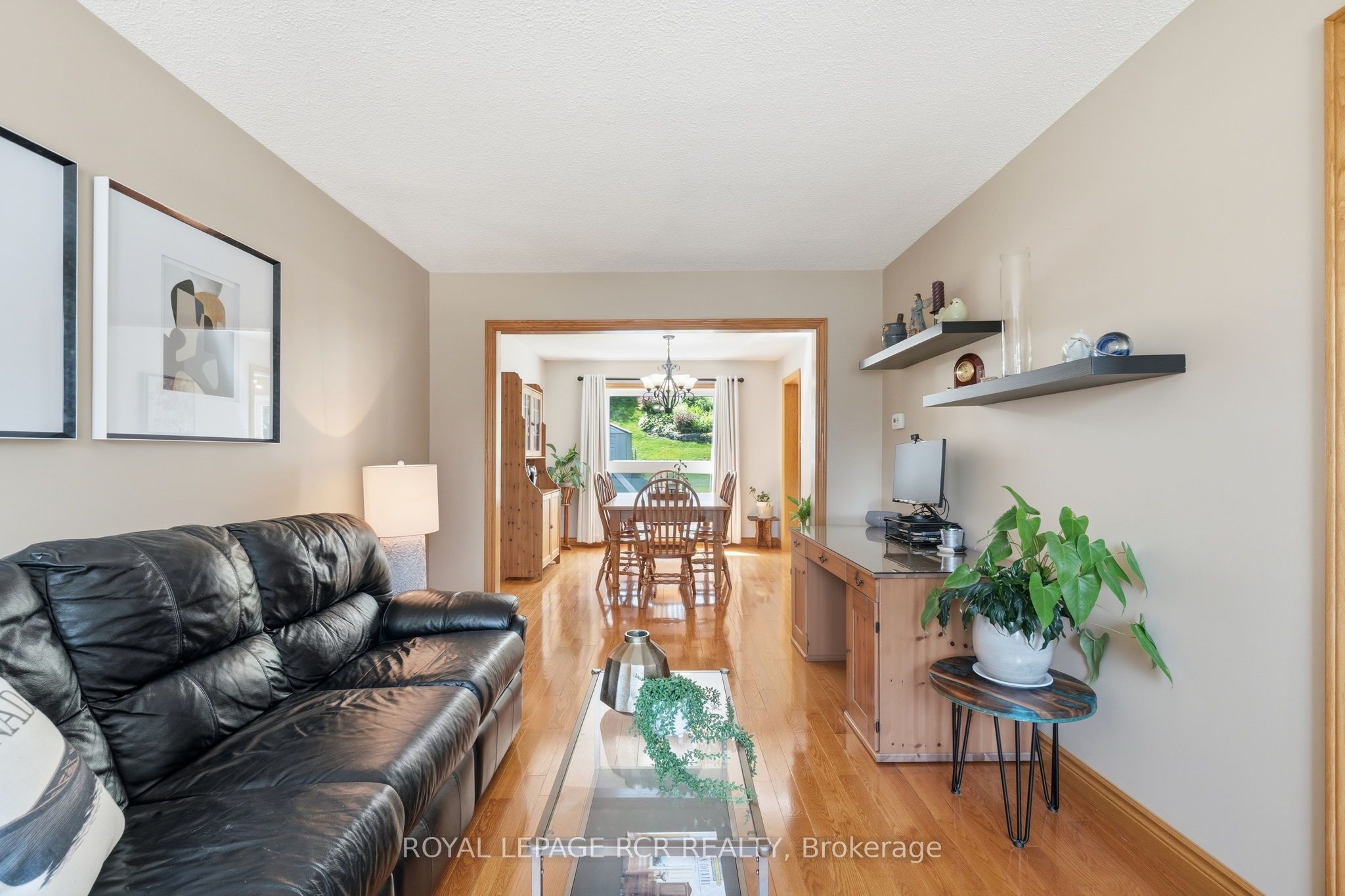 9 Doepath Way Property Photo 7