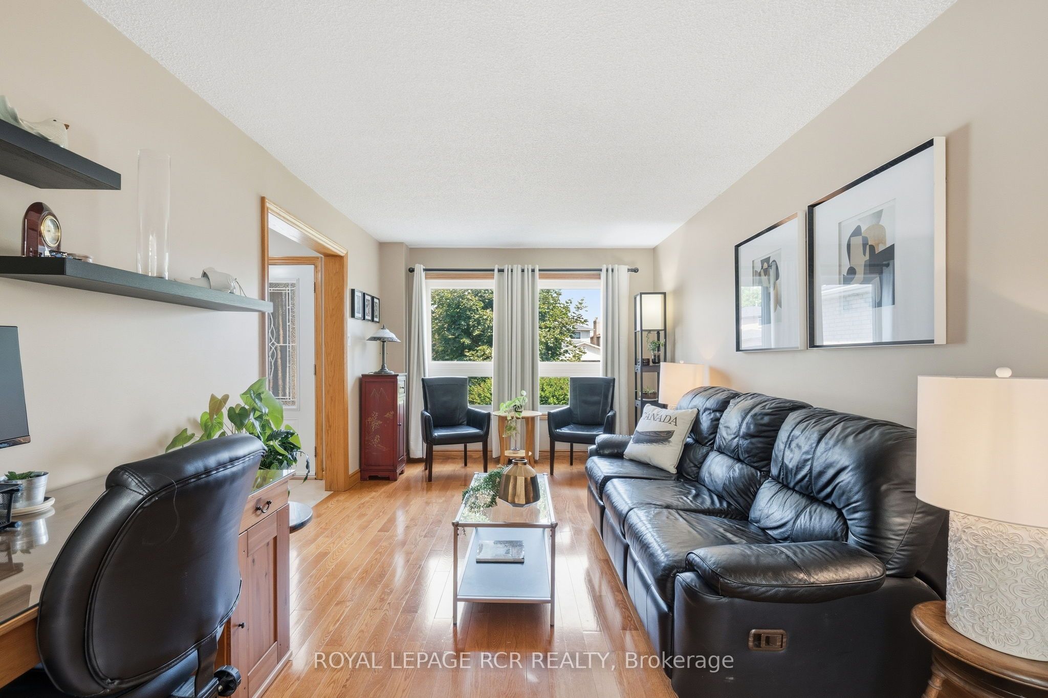 9 Doepath Way Property Photo 8