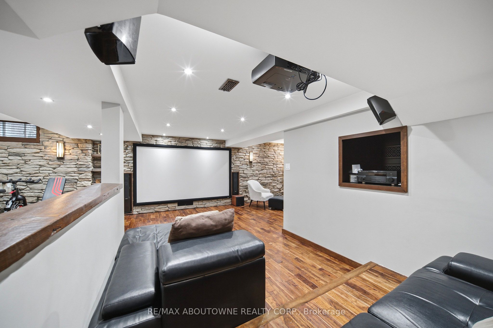 3408 Hideaway Place Property Photo 41