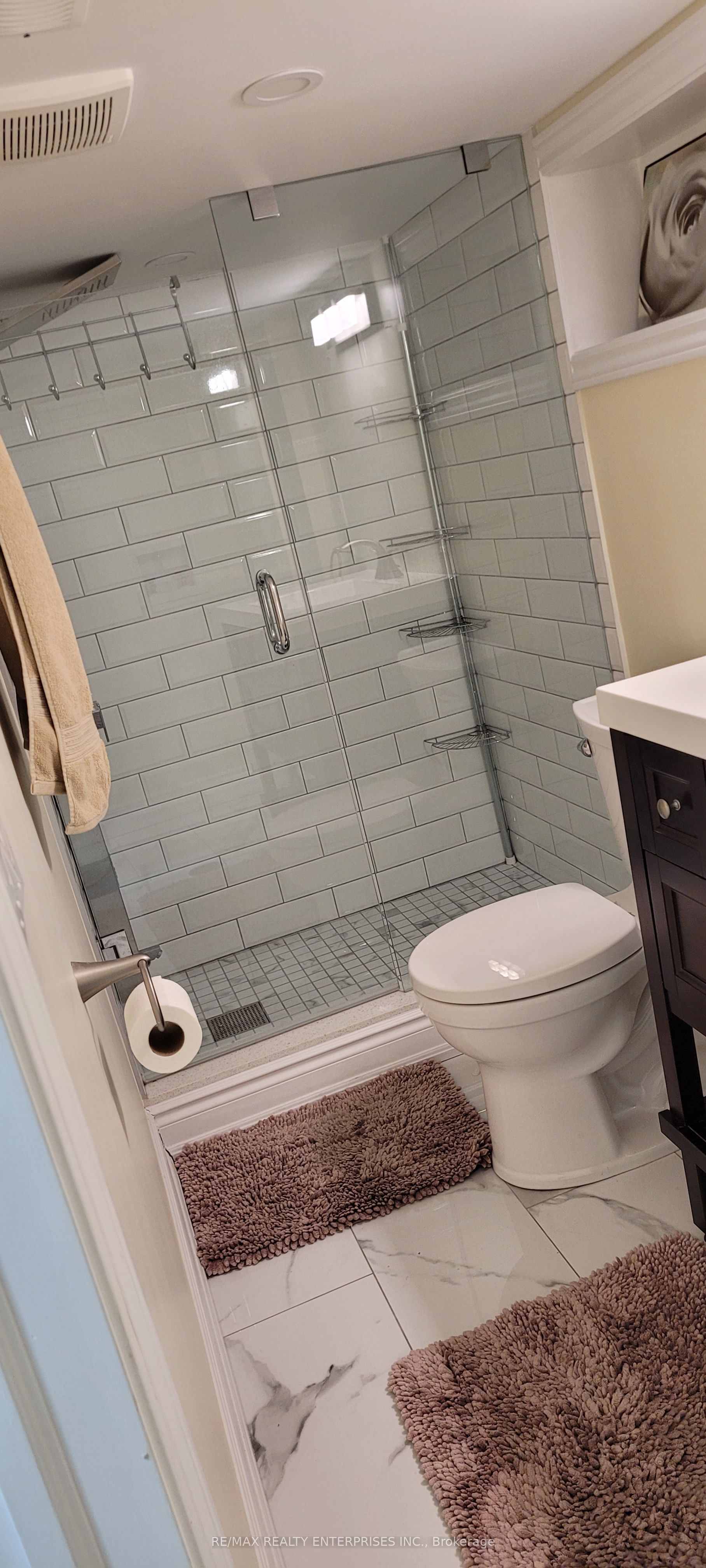 65a Chambers Avenue Property Photo 6