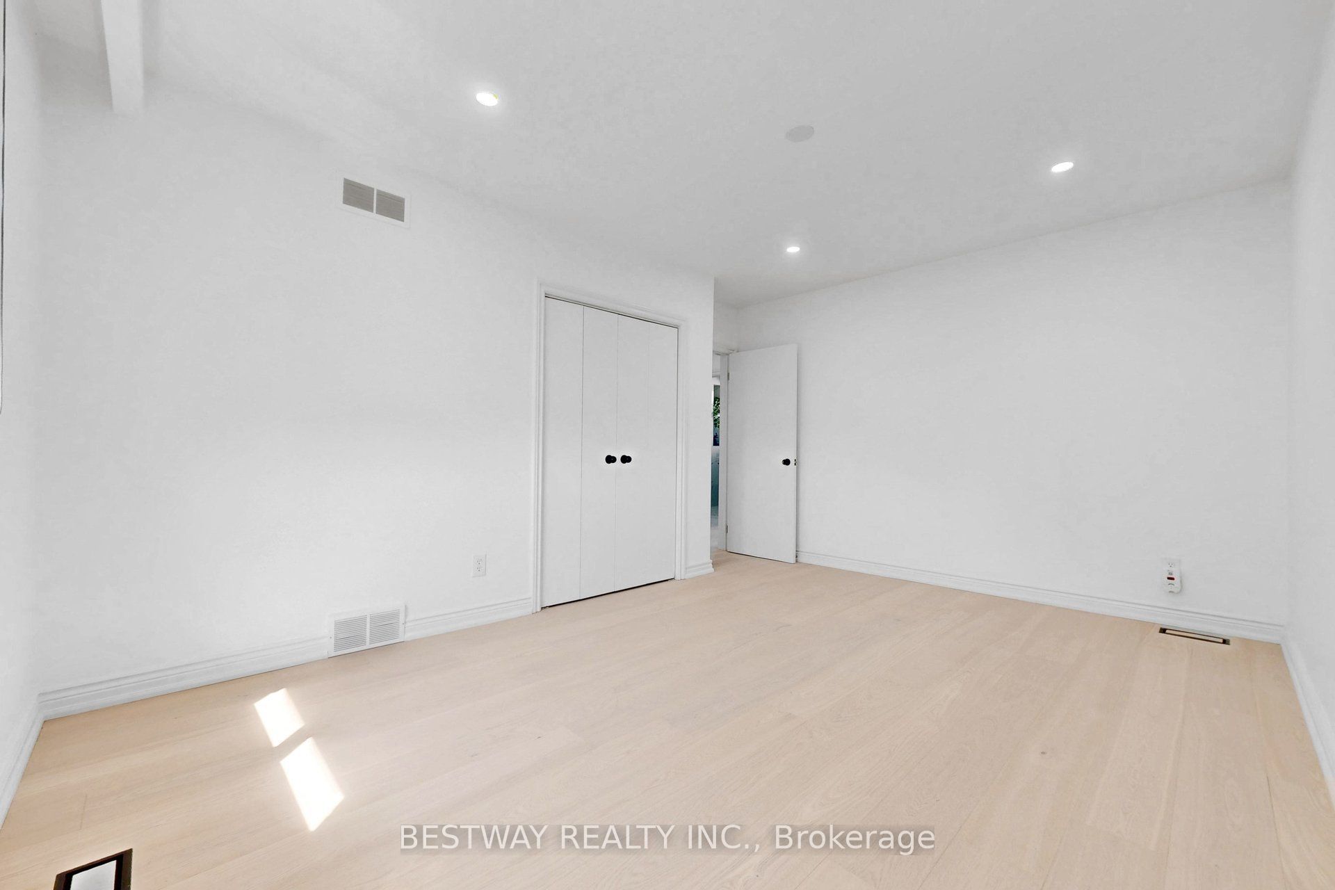 37 Victory Drive Property Photo 25