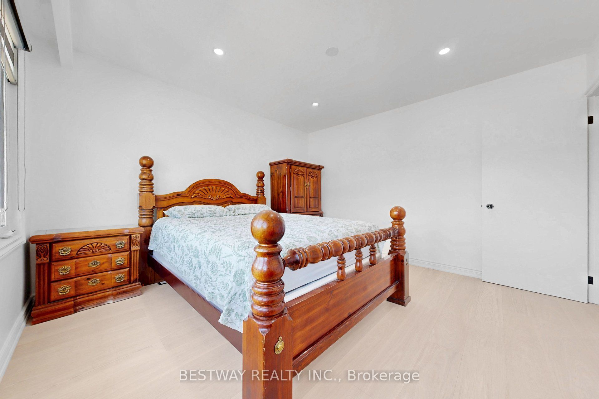37 Victory Drive Property Photo 28