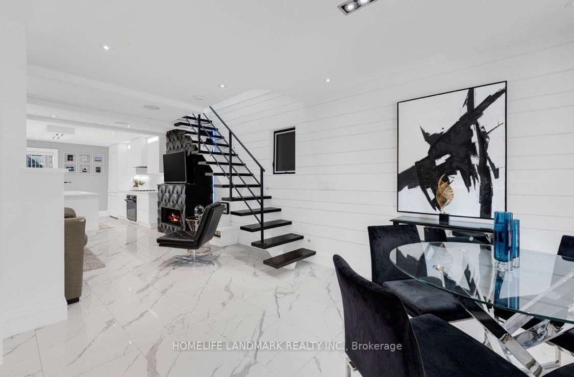 58 Carrick Avenue Upper Property Photo 7