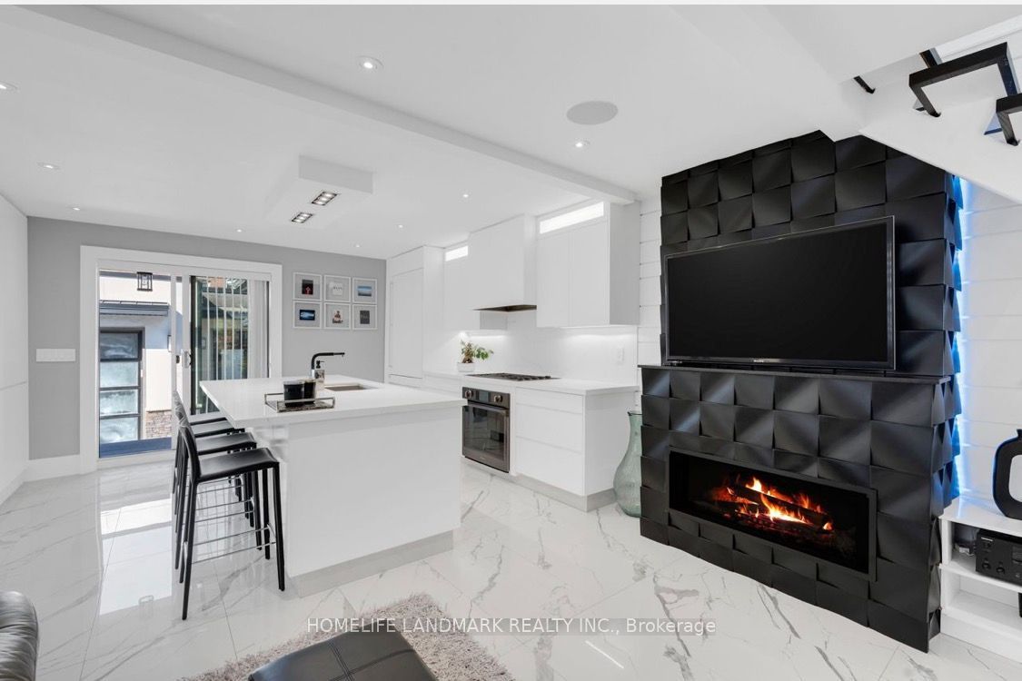 58 Carrick Avenue Upper Property Photo 11