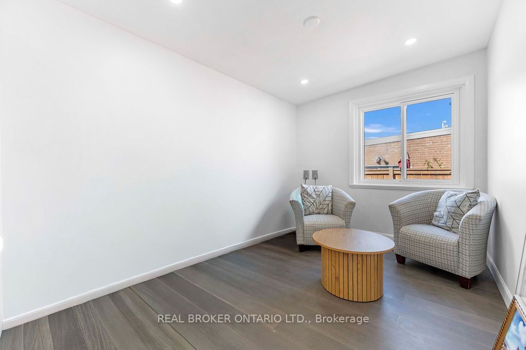 1412 Seaview Drive Property Photo 14