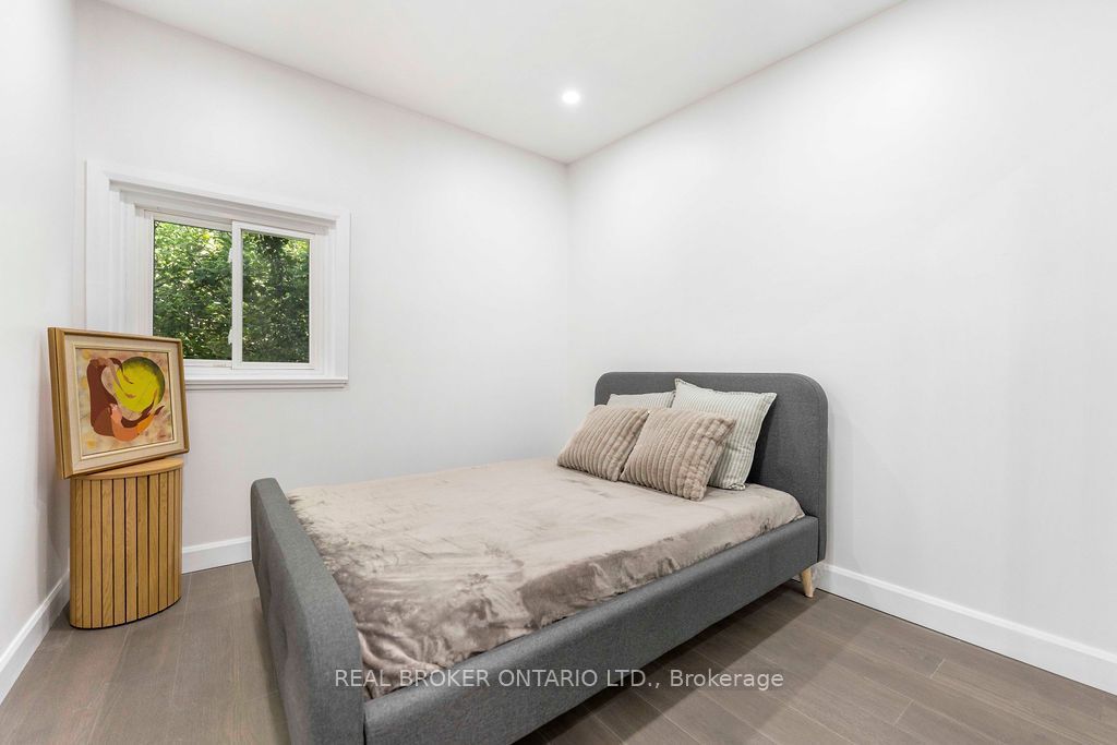 1412 Seaview Drive Property Photo 17