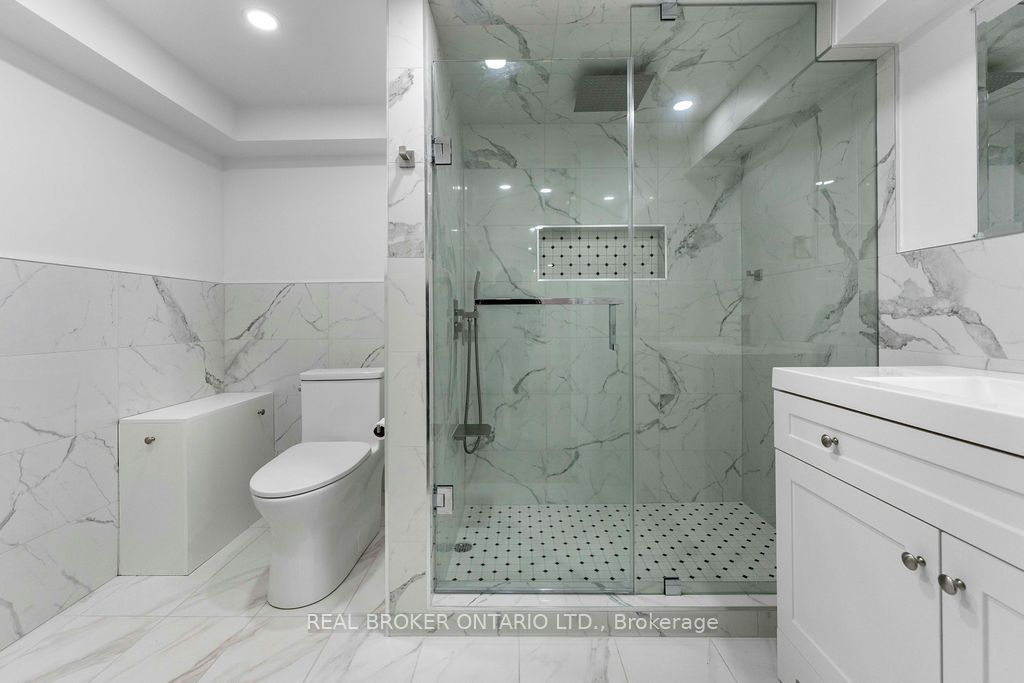 1412 Seaview Drive Property Photo 23