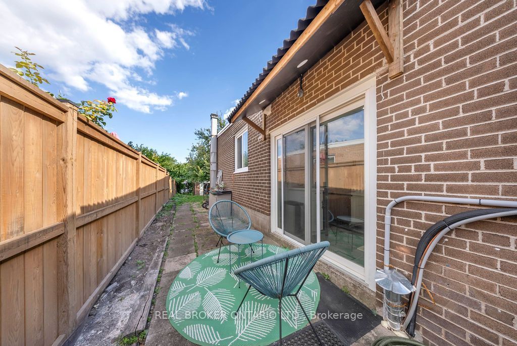 1412 Seaview Drive Property Photo 27