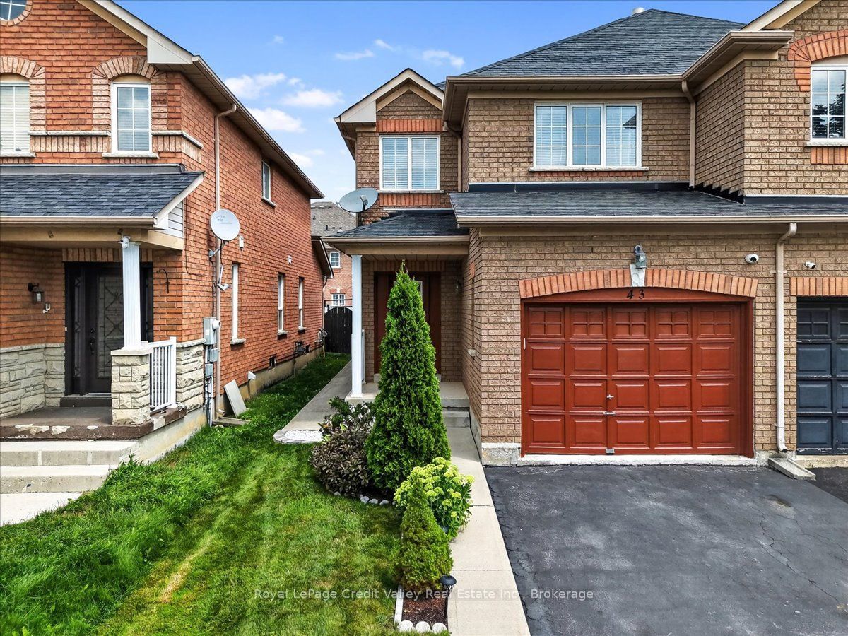 43 Coppermill Drive Property Photo 1