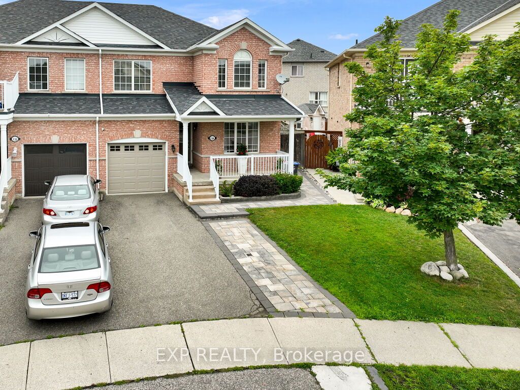 134 Dells Crescent Property Photo 1