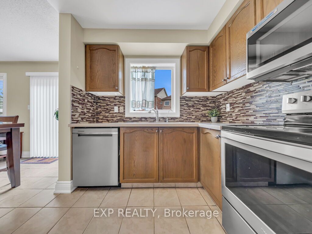 134 Dells Crescent Property Photo 10