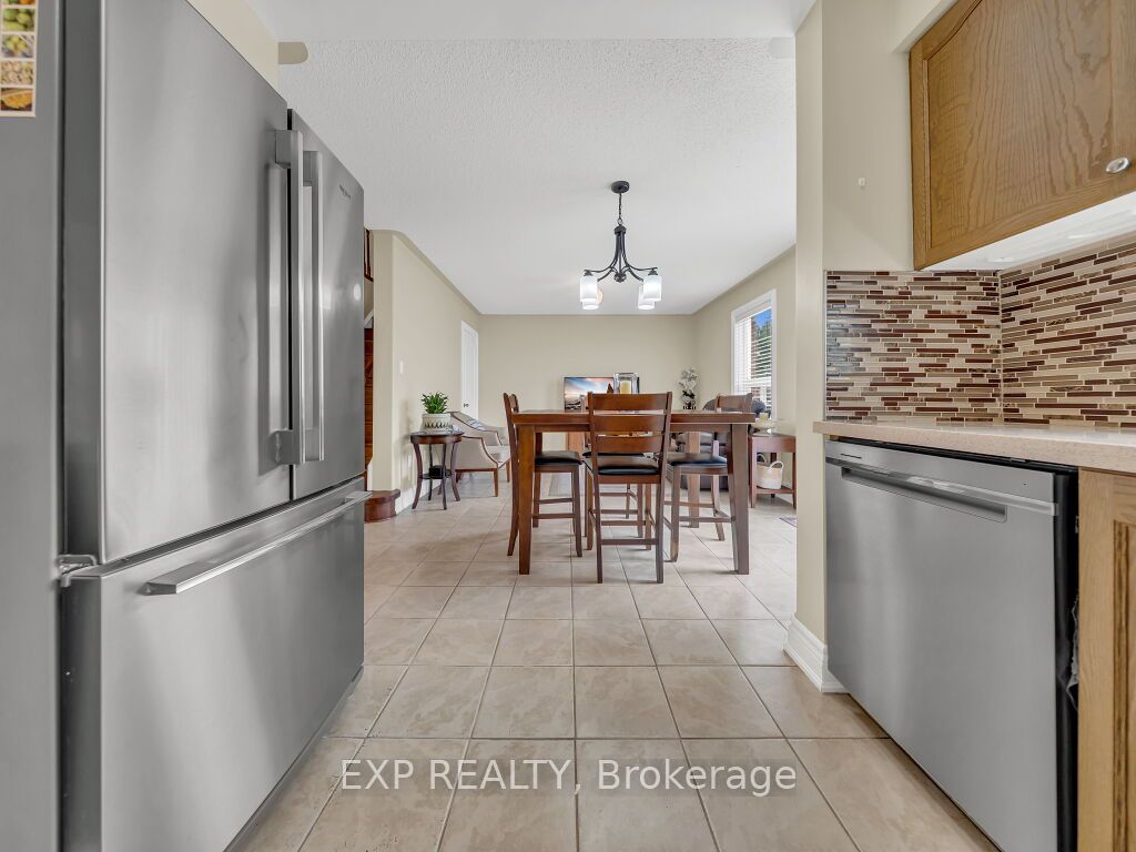 134 Dells Crescent Property Photo 12